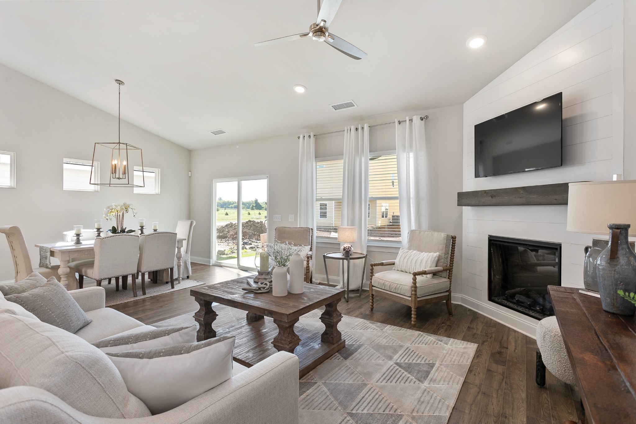 1004 Riverview Run Property Photo 23