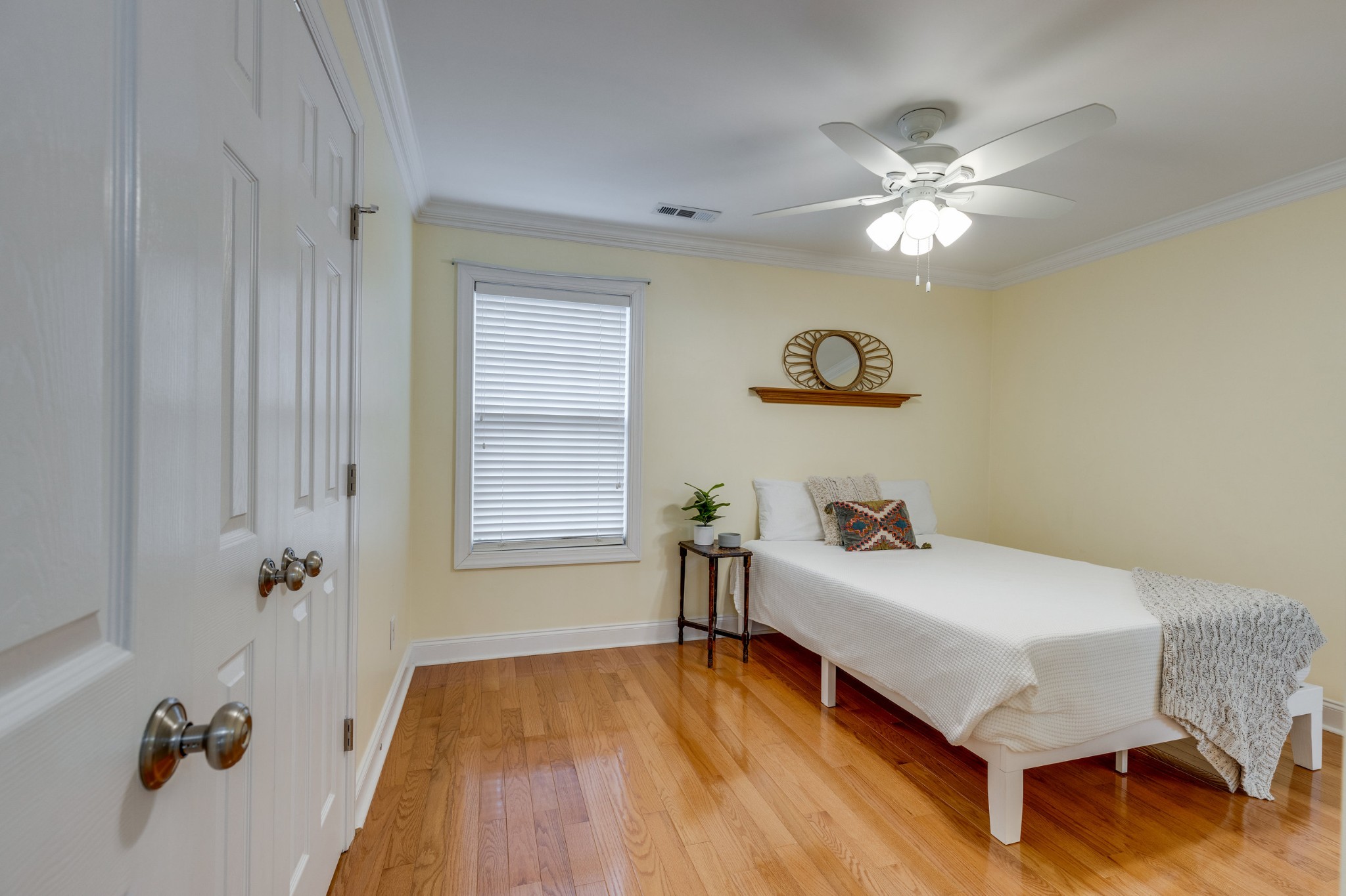 1528 Bunbury Dr Property Photo 30
