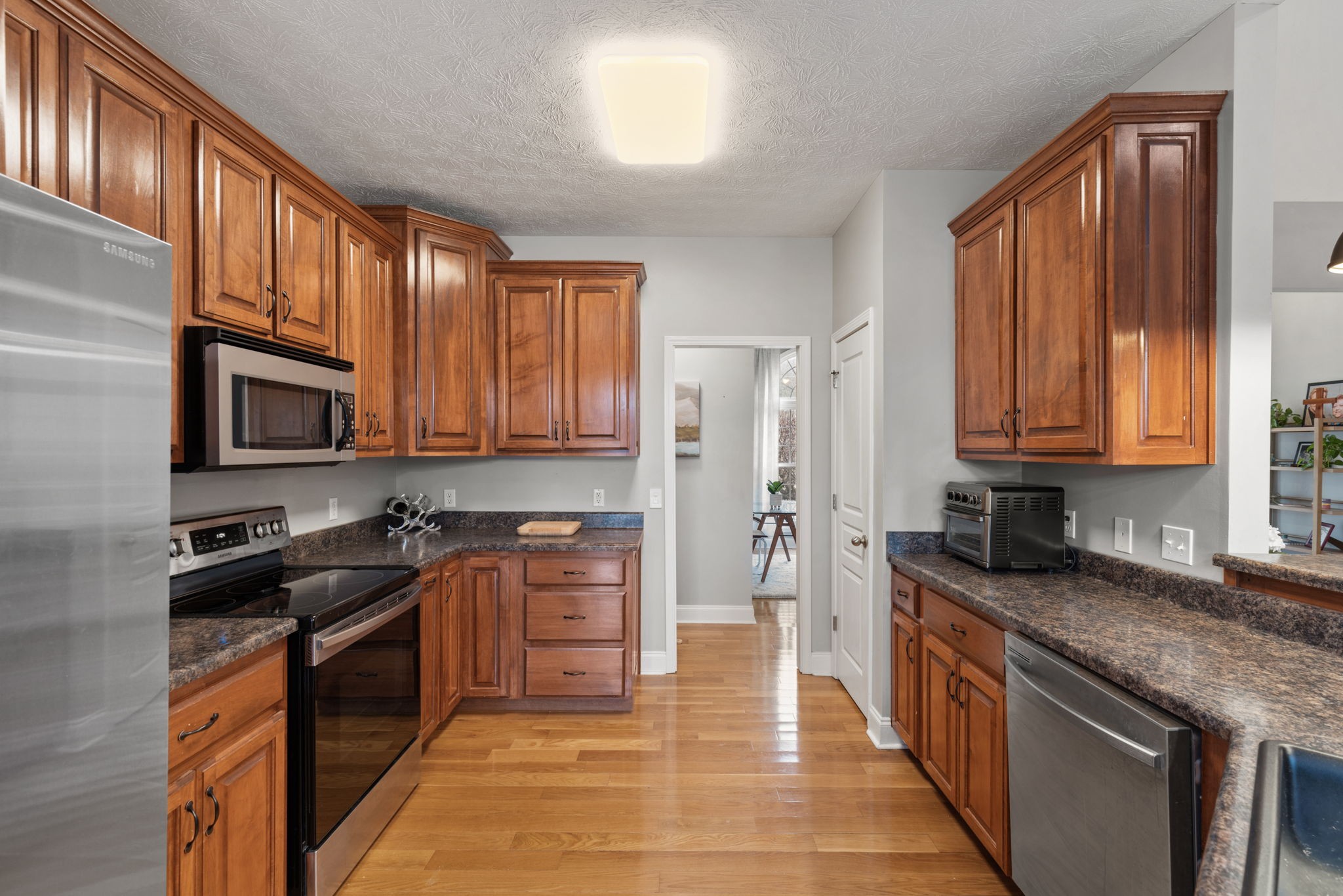 208 Deerfield Dr Property Photo 16
