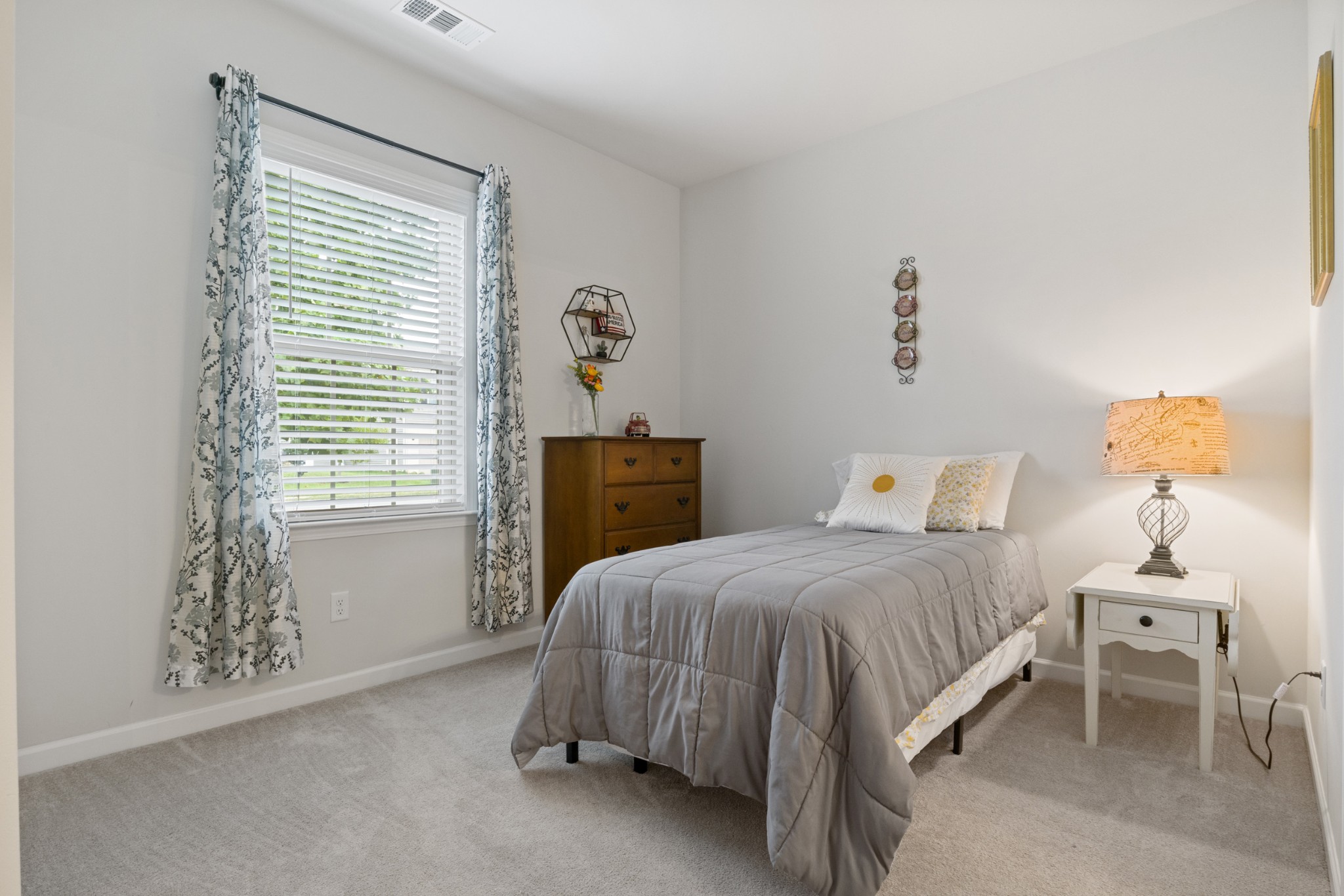 2918 Hen Brook Dr Property Photo 21