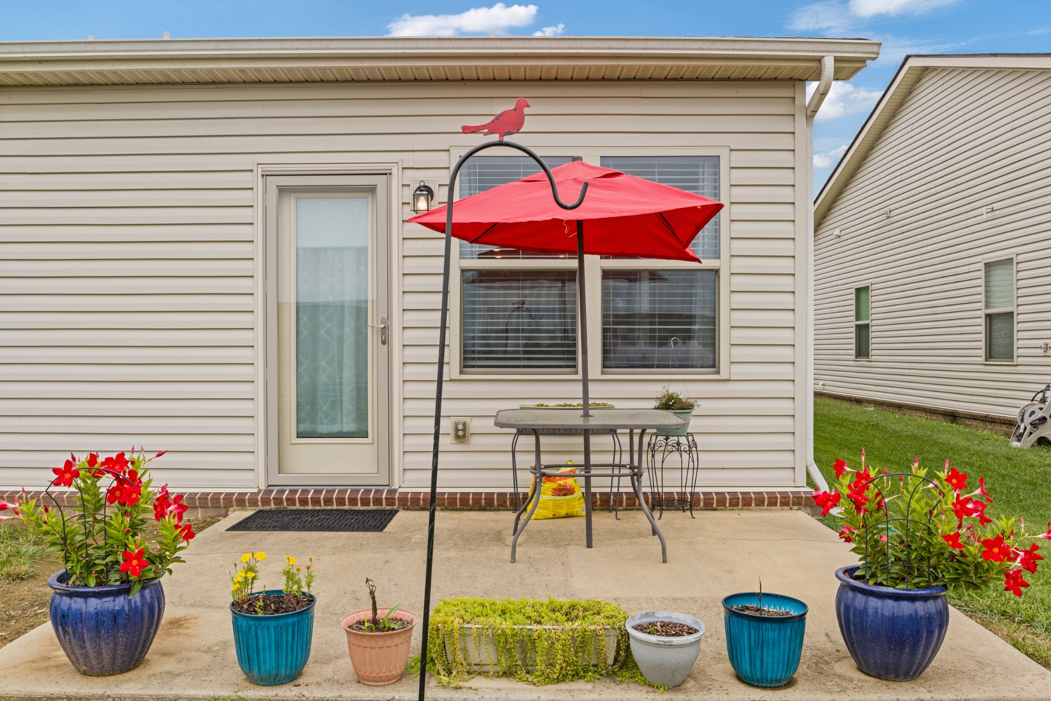 2918 Hen Brook Dr Property Photo 27