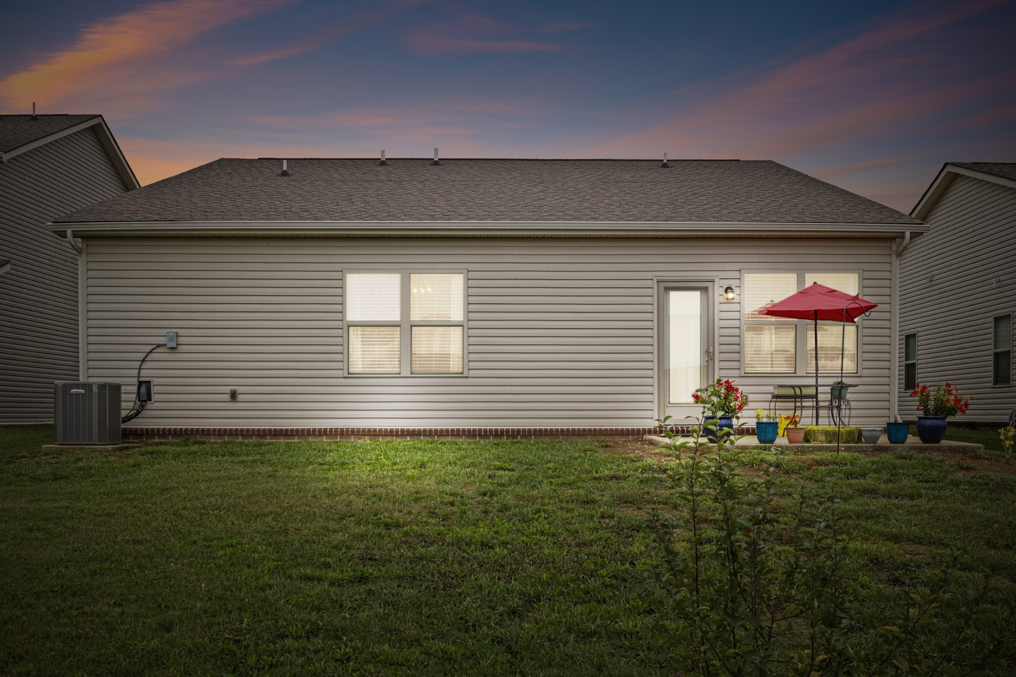 2918 Hen Brook Dr Property Photo 32