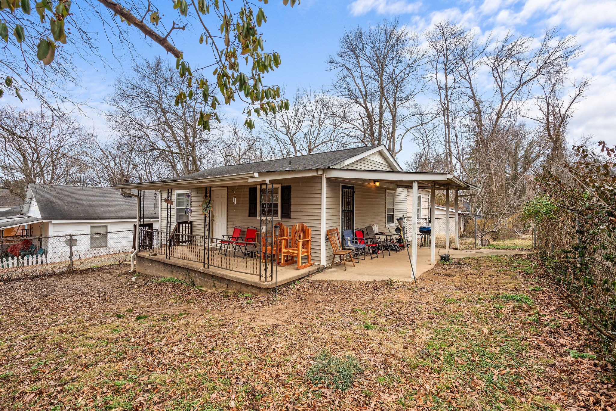 715 Williams Ln Property Photo 2