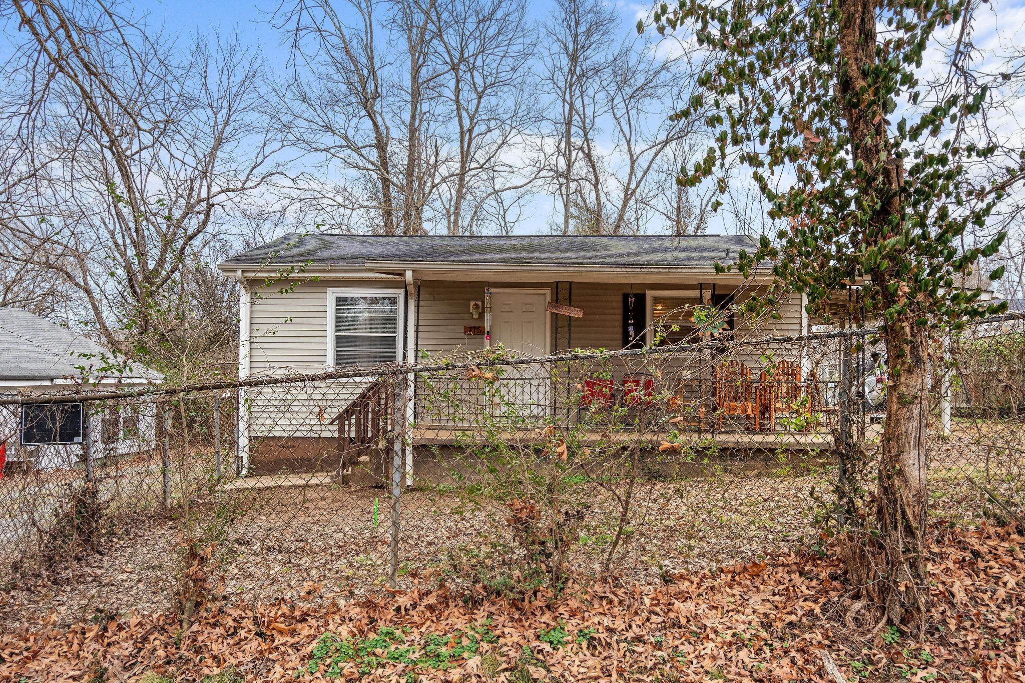 715 Williams Ln Property Photo 4