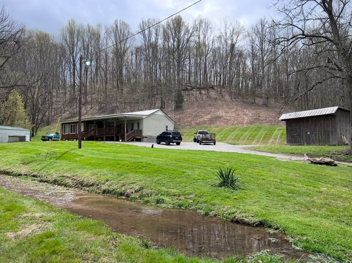 1074 Kersey Hollow Rd Property Photo