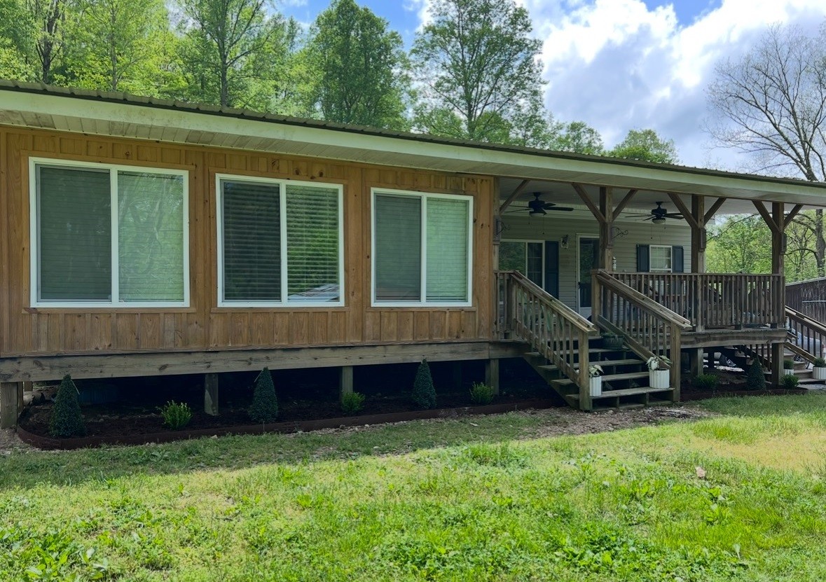 1074 Kersey Hollow Rd Property Photo 4