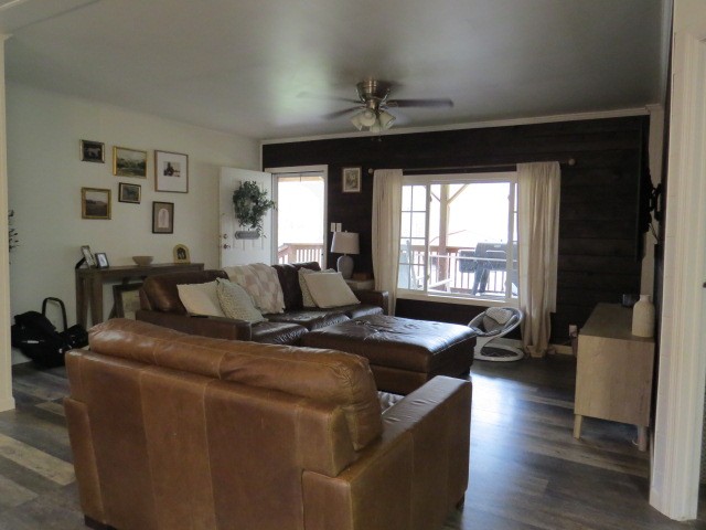 1074 Kersey Hollow Rd Property Photo 9