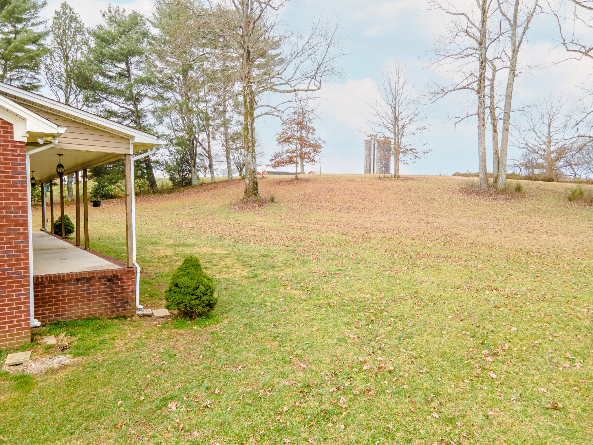 78 Lovers Ln Property Photo 11