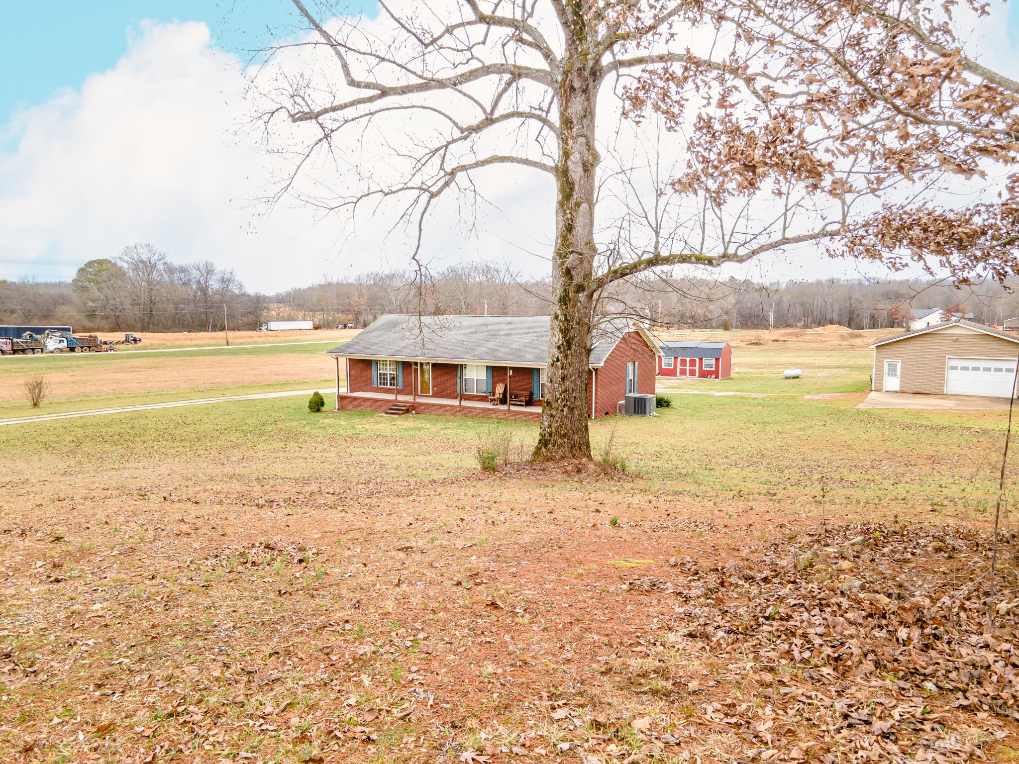 78 Lovers Ln Property Photo 13
