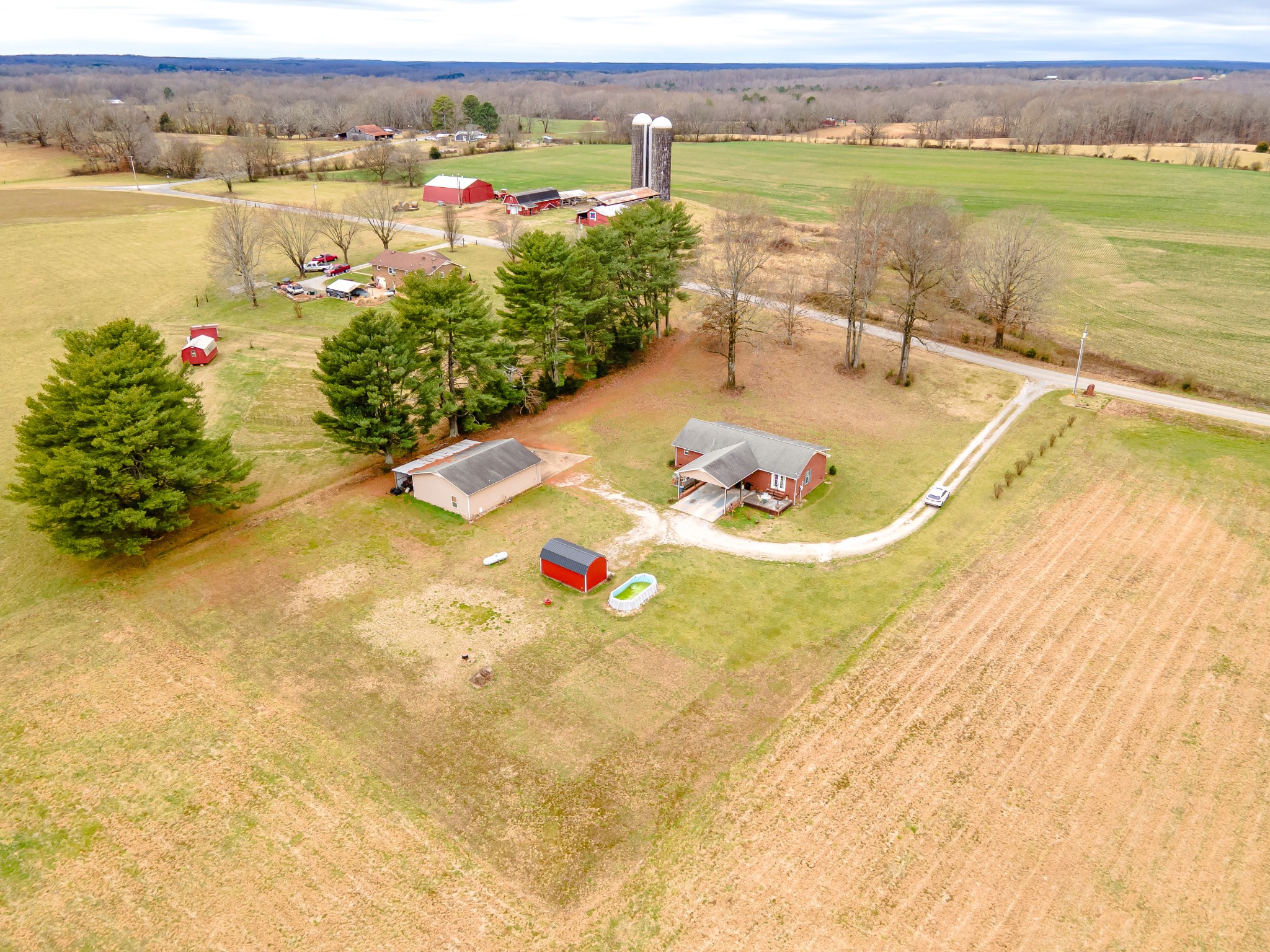 78 Lovers Ln Property Photo 19