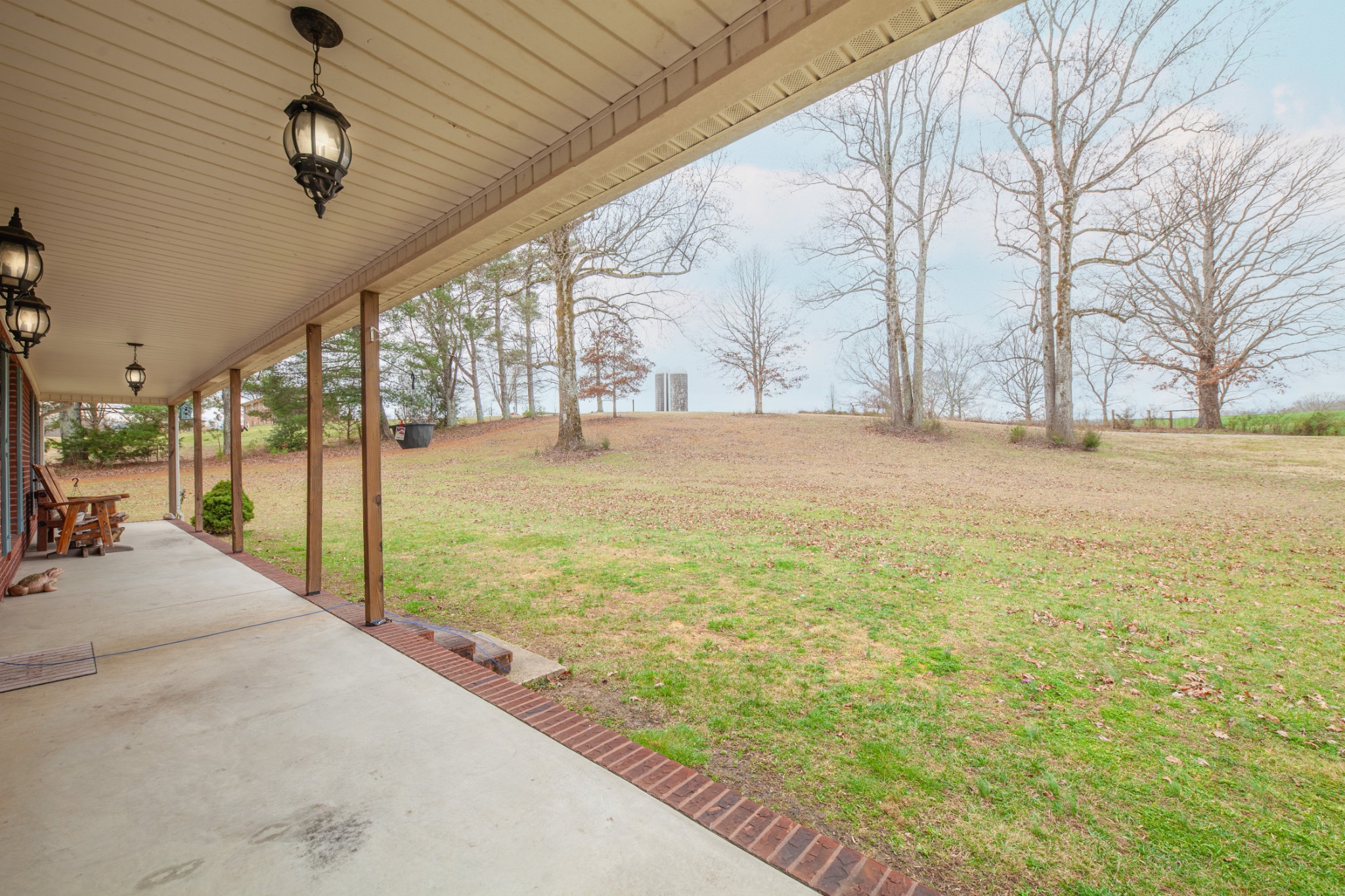 78 Lovers Ln Property Photo 23