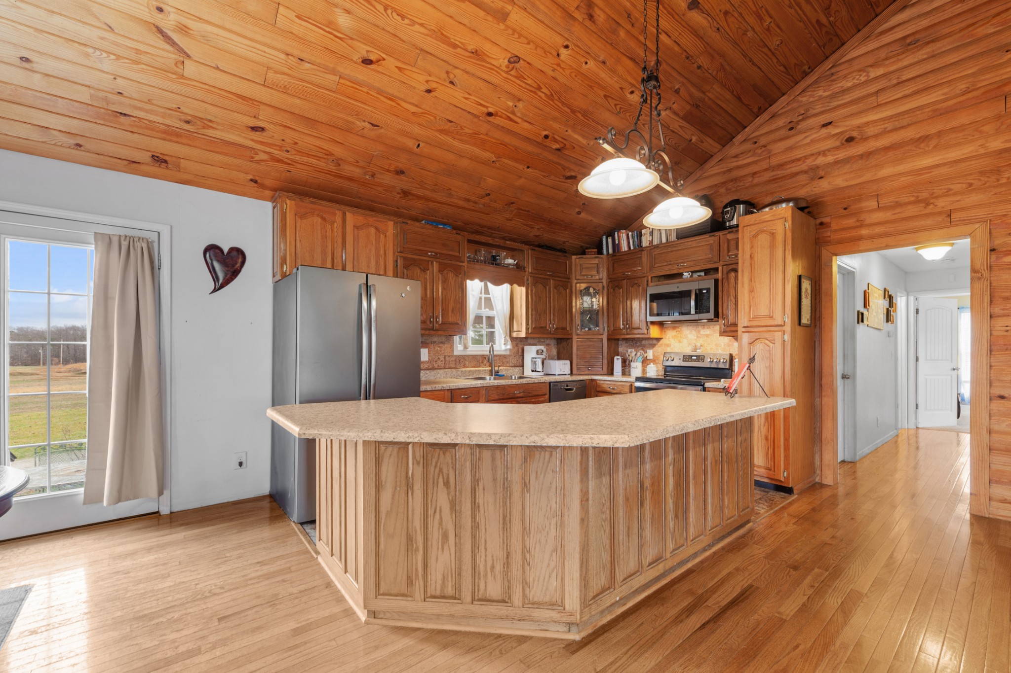 78 Lovers Ln Property Photo 38