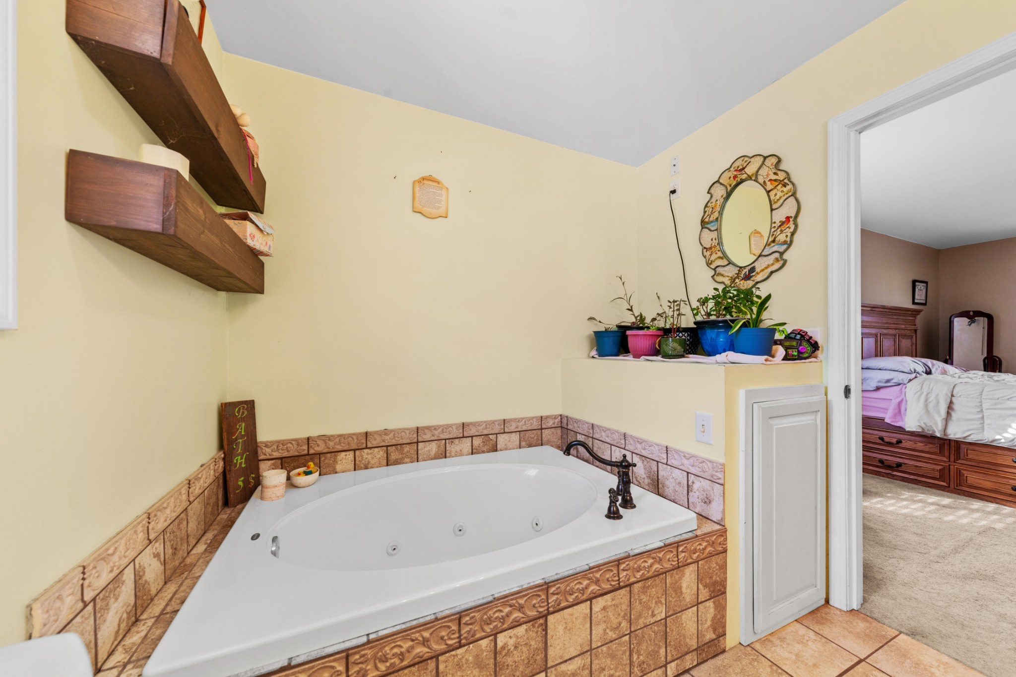 78 Lovers Ln Property Photo 51