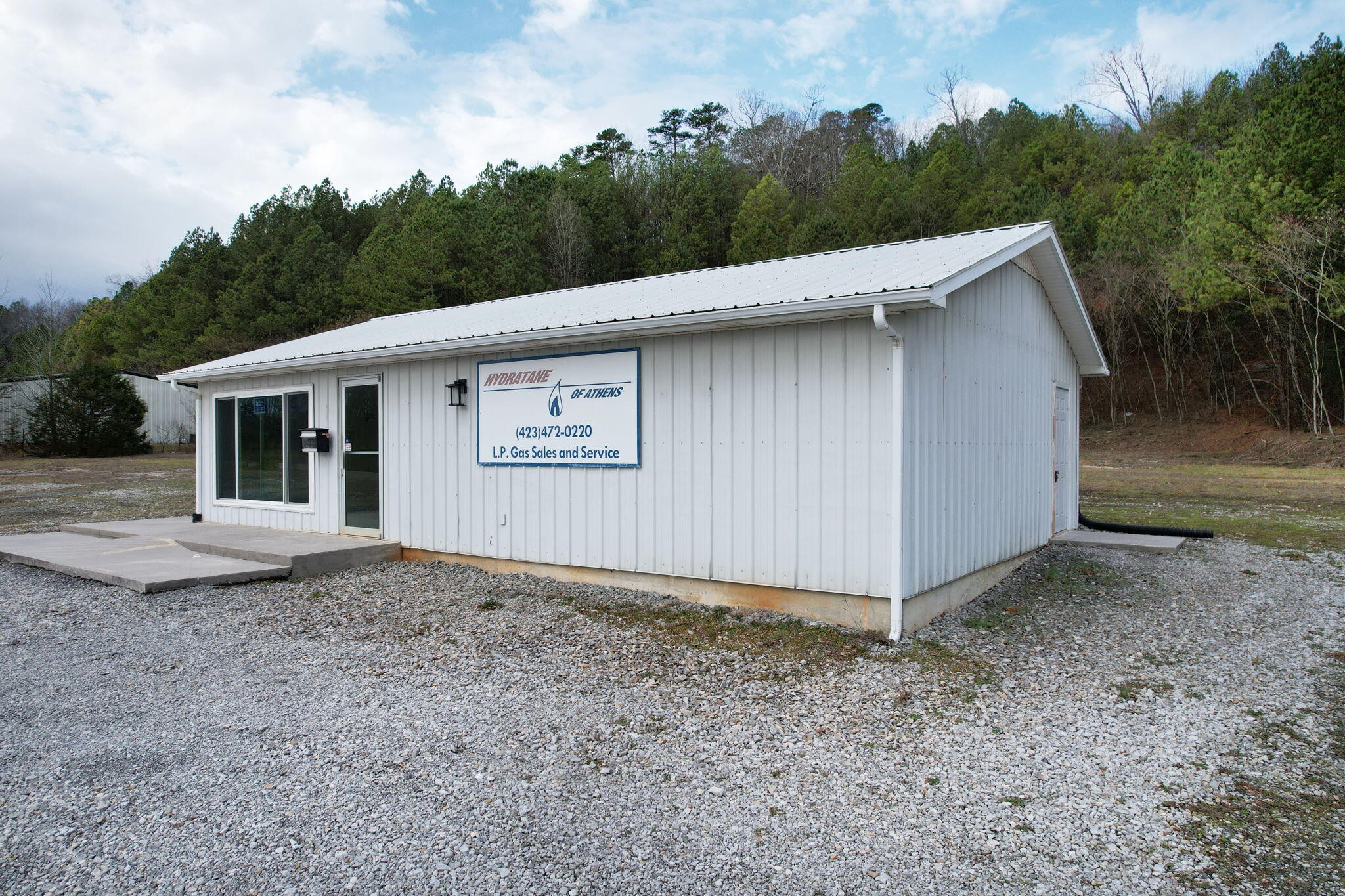 2208 Blue Springs Road, Se Property Photo 1