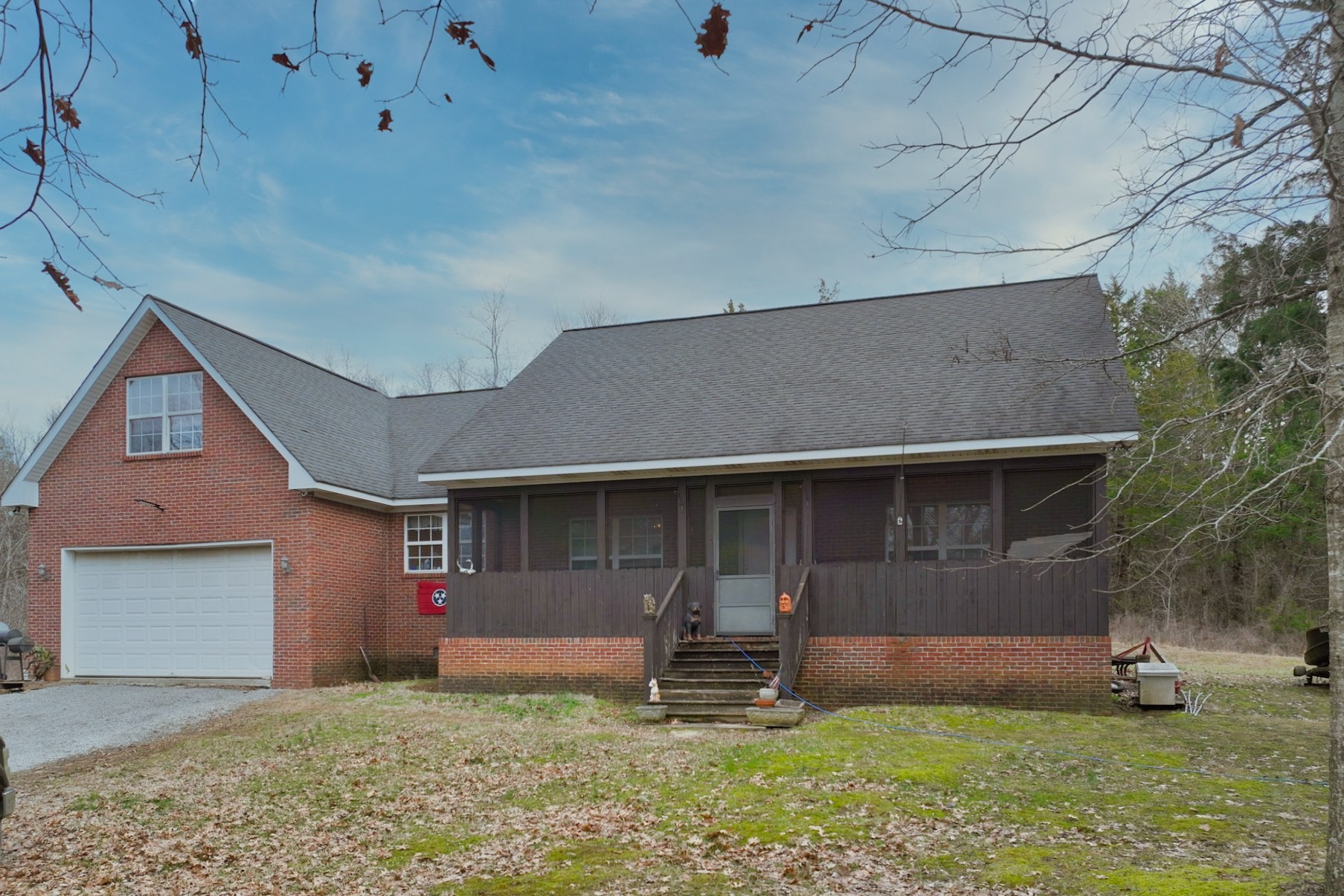 247 Carter Ln Property Photo 3