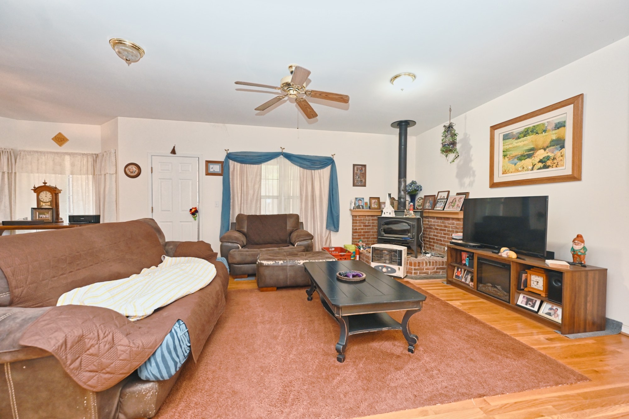 247 Carter Ln Property Photo 10