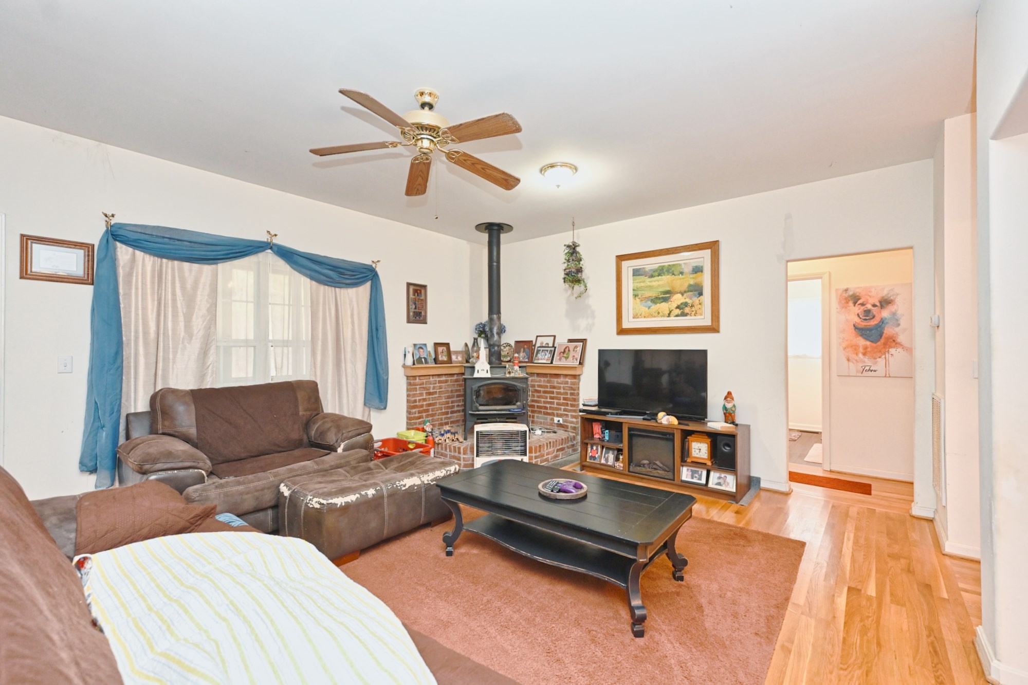 247 Carter Ln Property Photo 11
