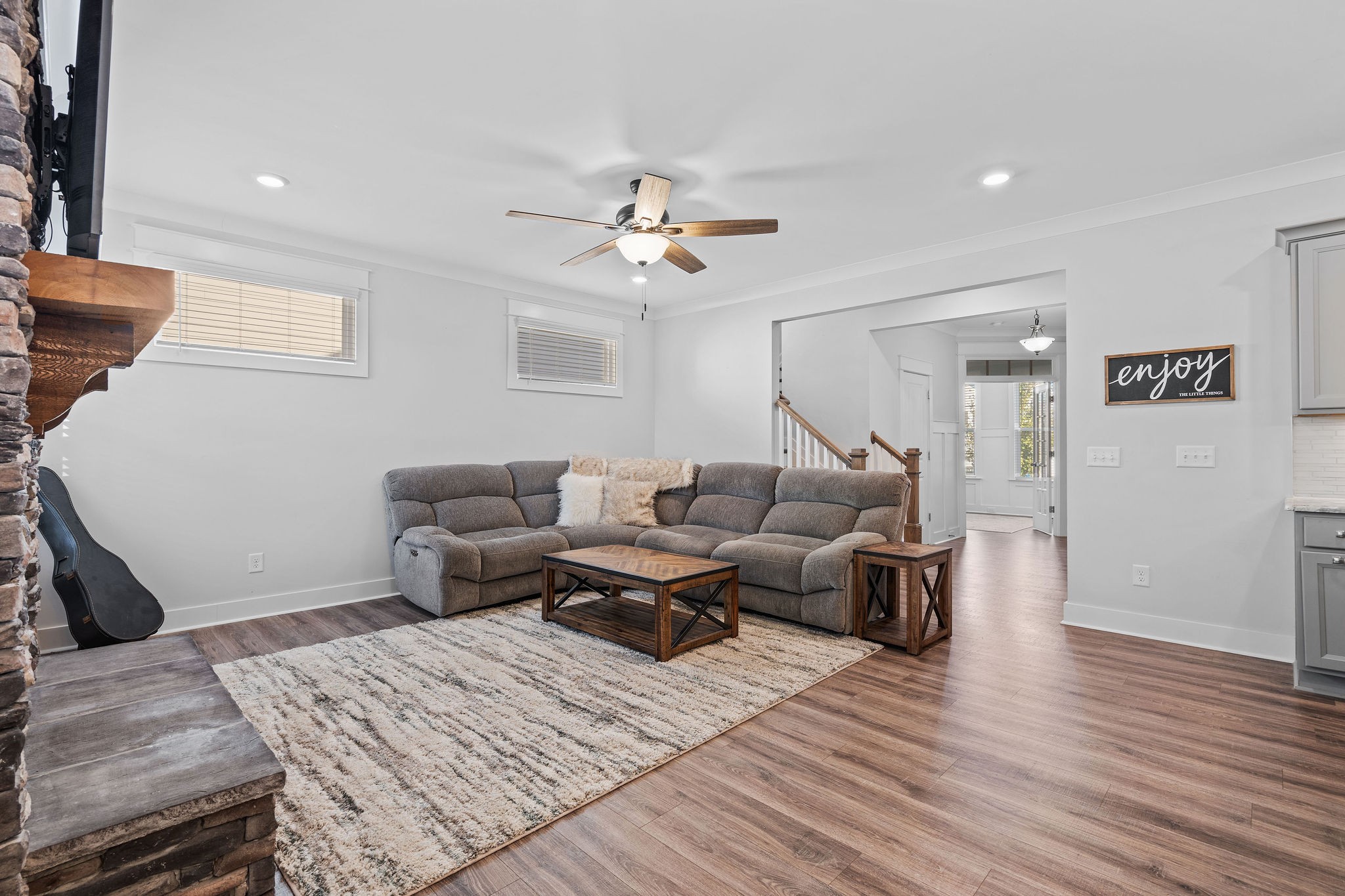 1406 Cotillion Dr Property Photo 8