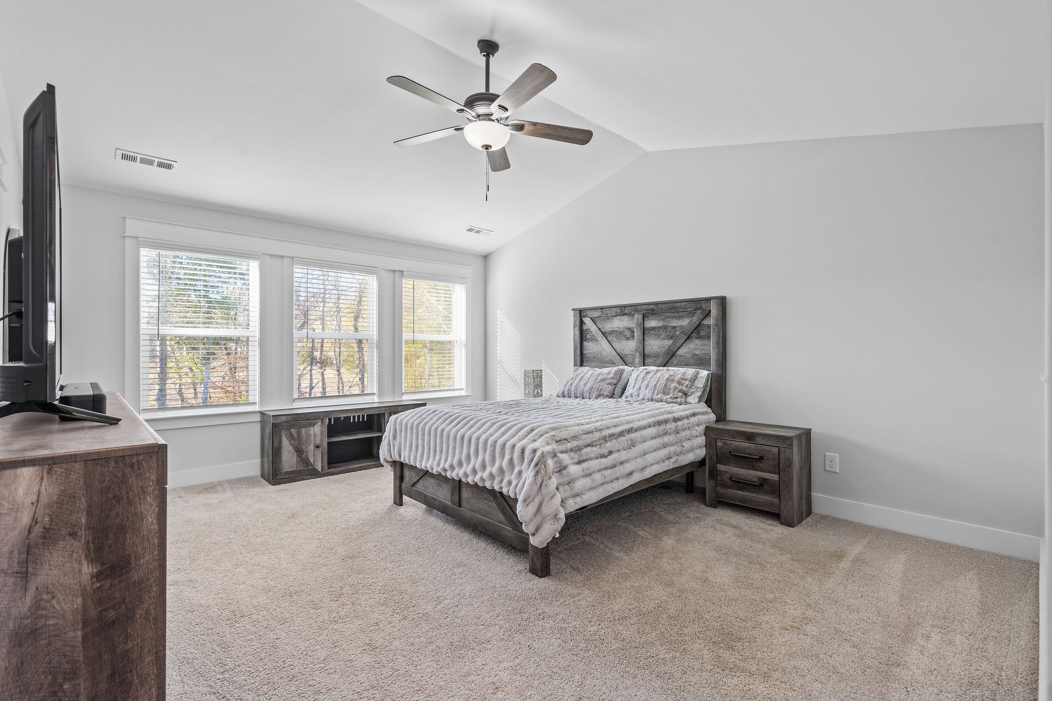 1406 Cotillion Dr Property Photo 18