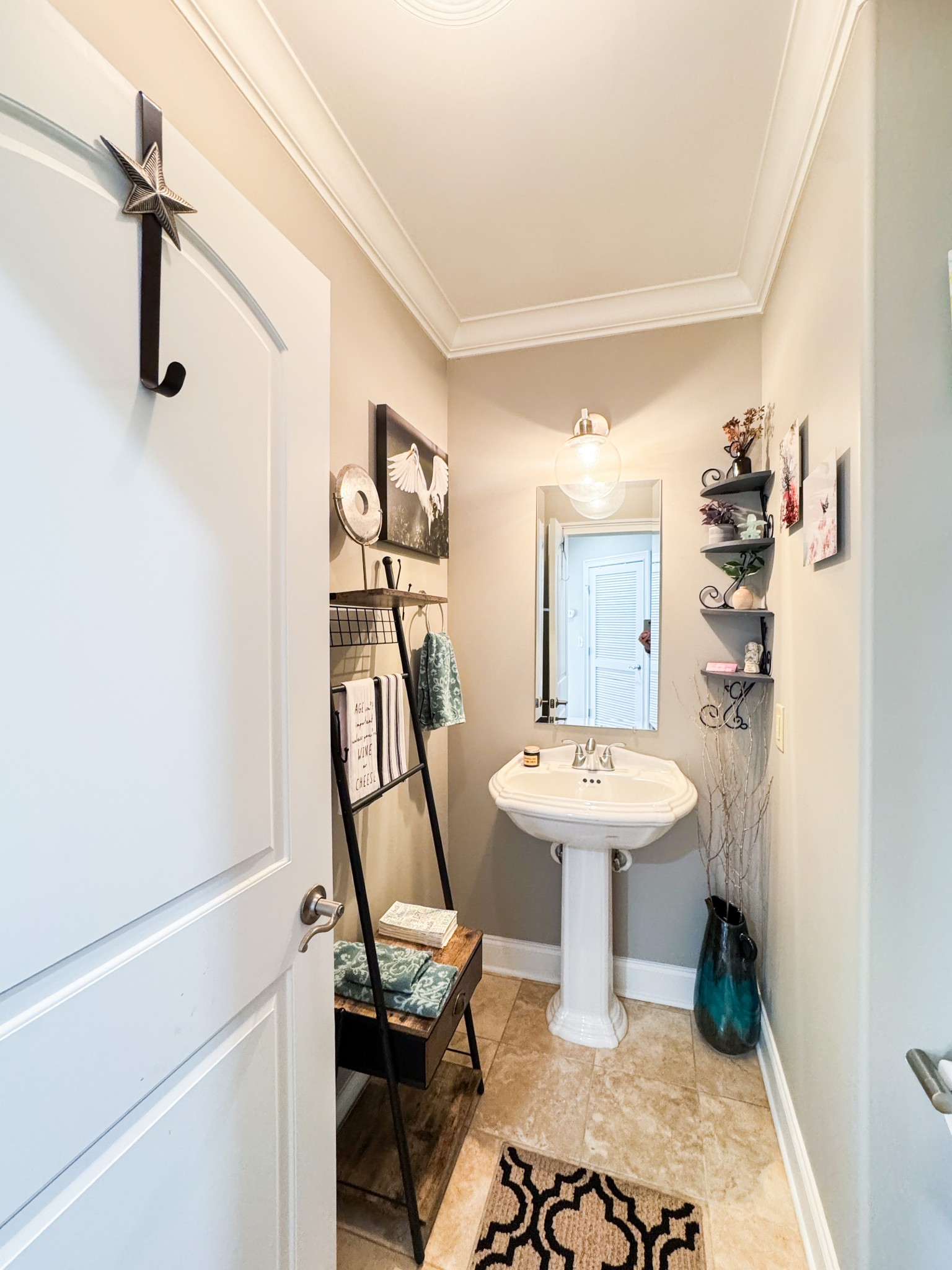 400 Warioto Way Property Photo 28