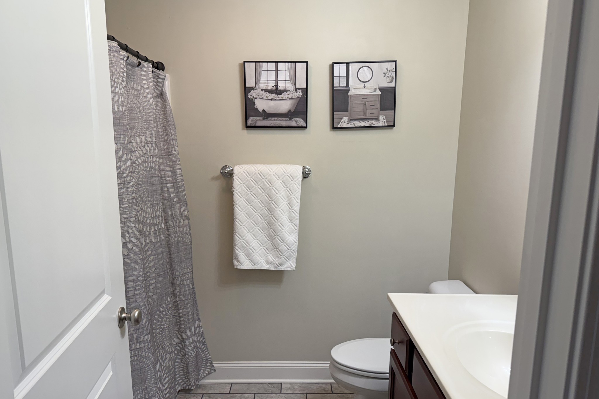 221 Logan Ln Property Photo 10