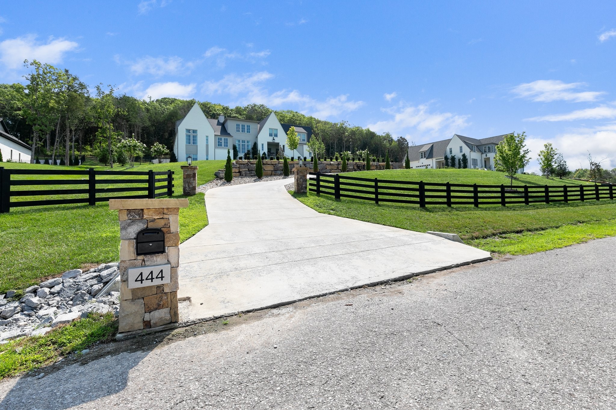 444 Beech Creek Rd Property Photo 1