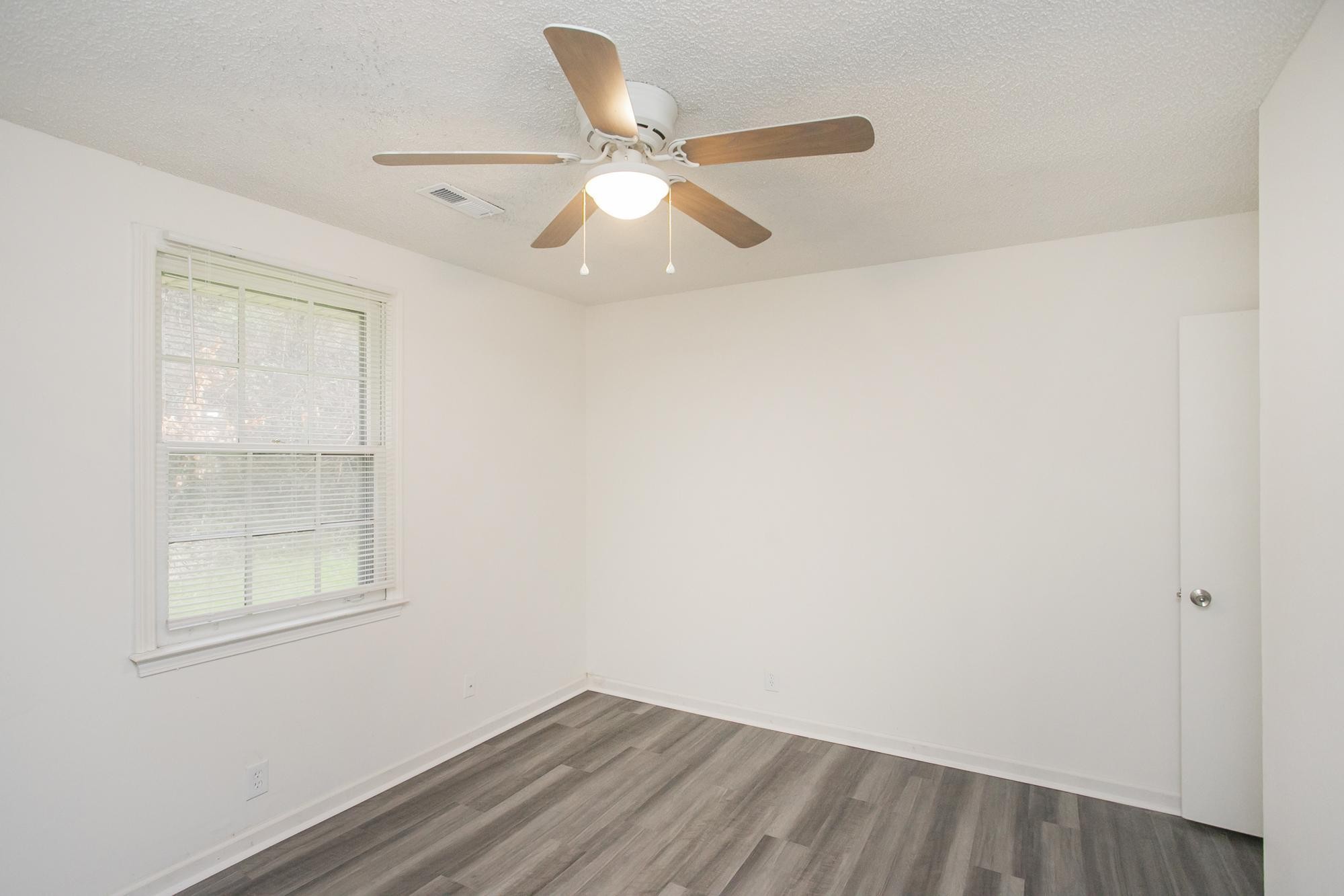 108 Panamint Dr Property Photo 17