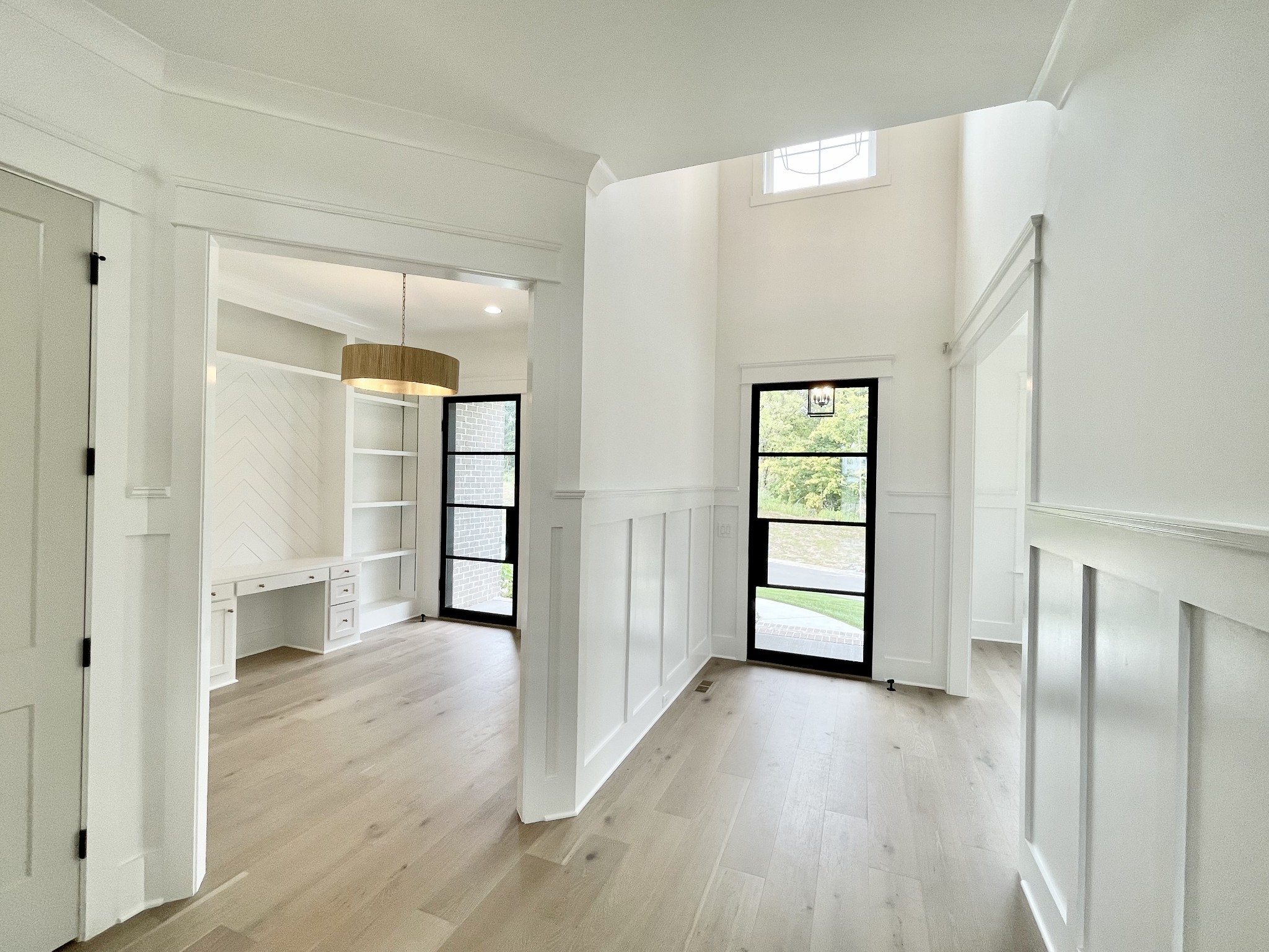 2037 Vail Trace Property Photo 7