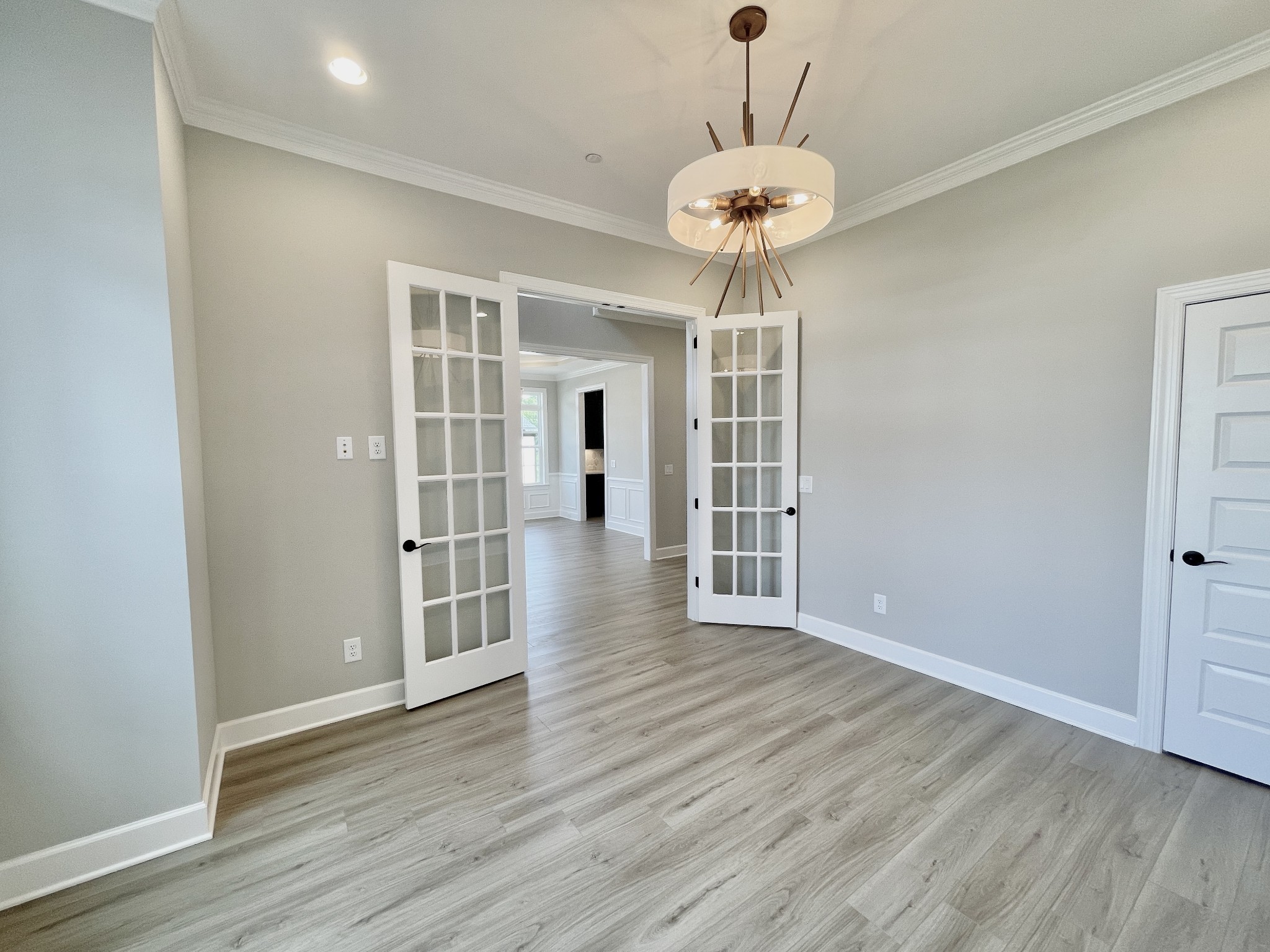 2037 Vail Trace Property Photo 10