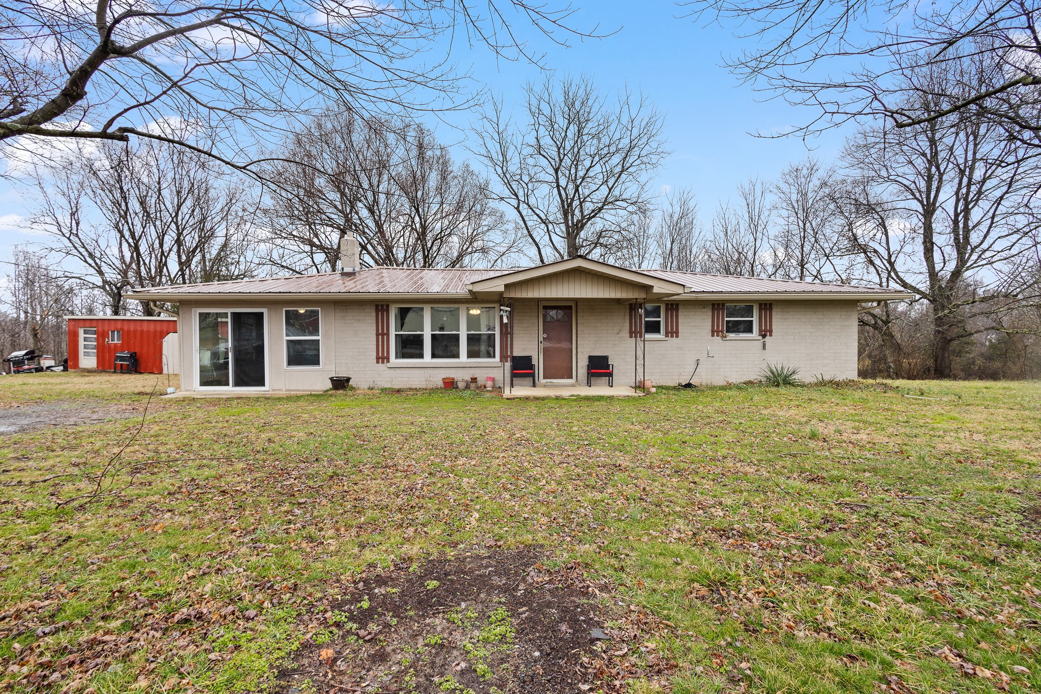 2641 S Grundy Quarles Hwy Property Photo 1