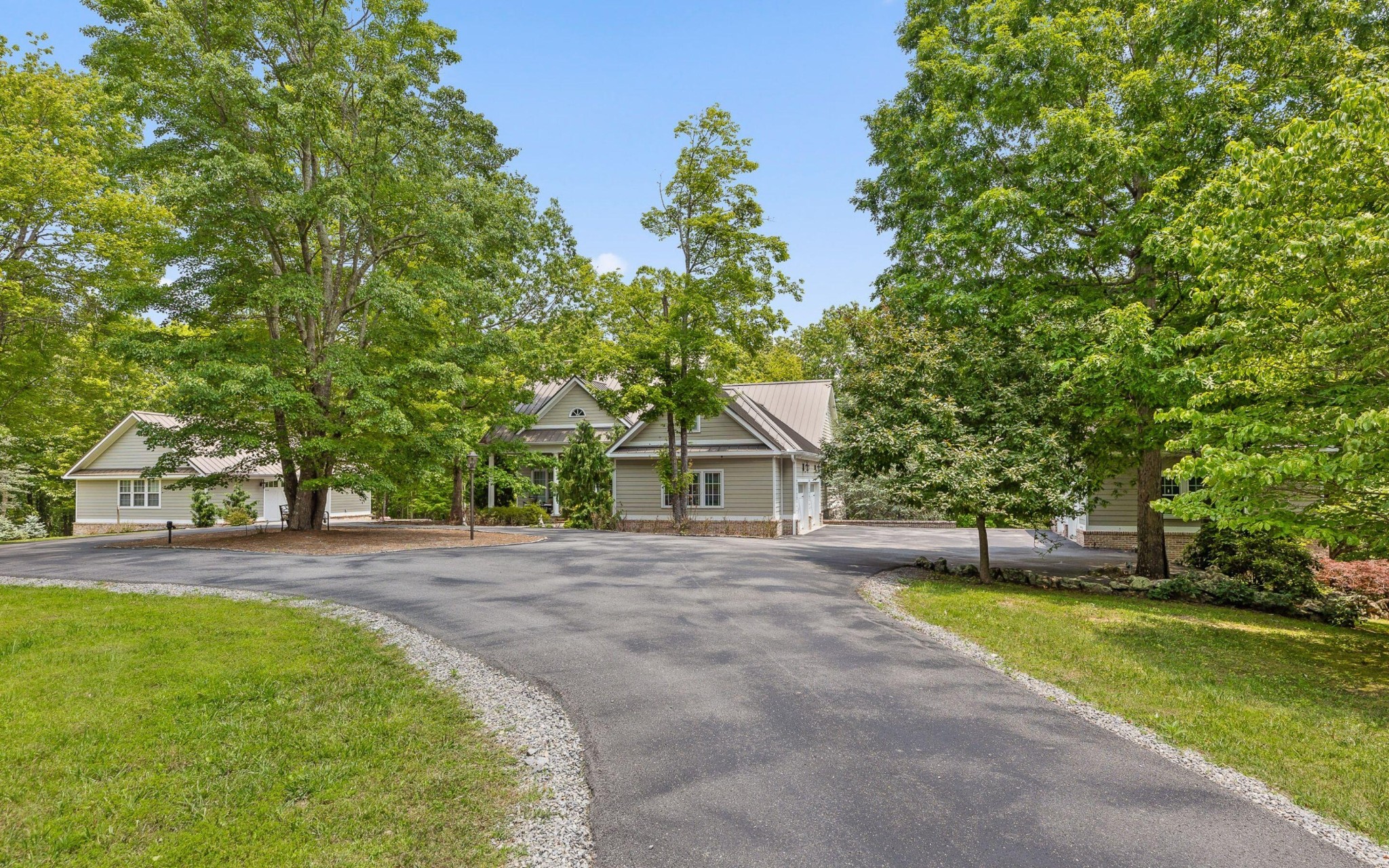126 Stone Bridge Trail, W Property Photo 8