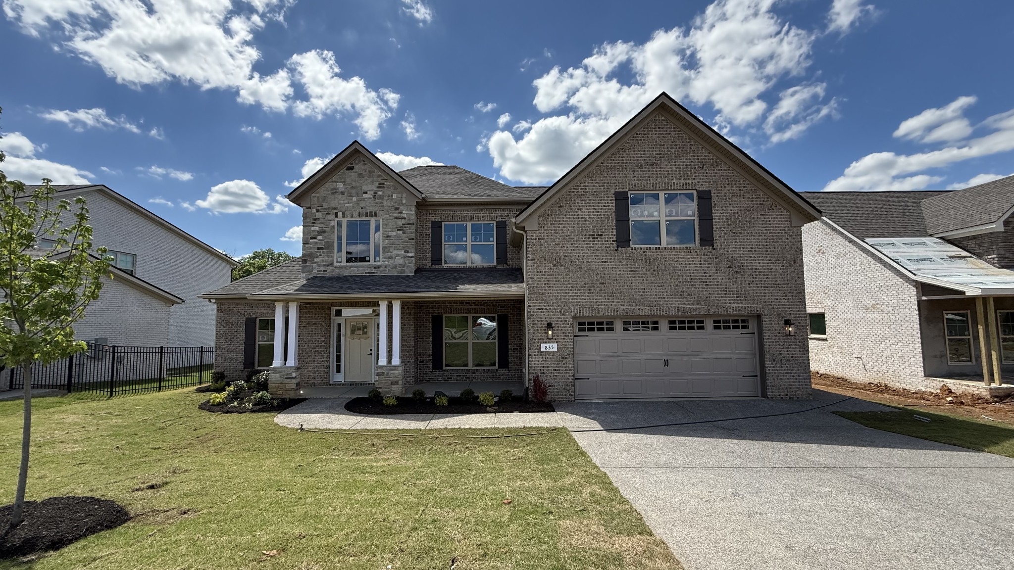 835 Stovers Glen Property Photo 1
