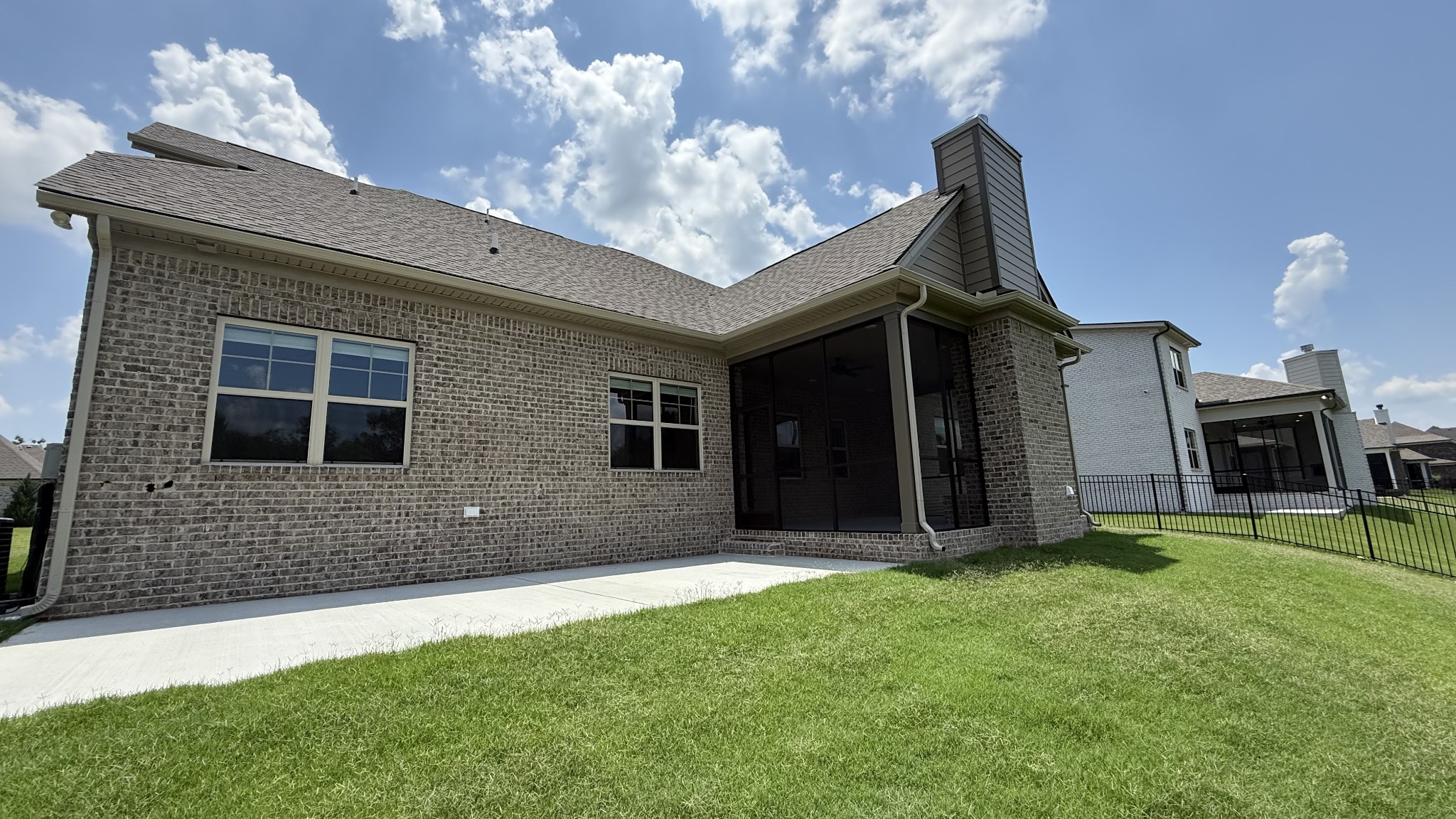 835 Stovers Glen Property Photo 5