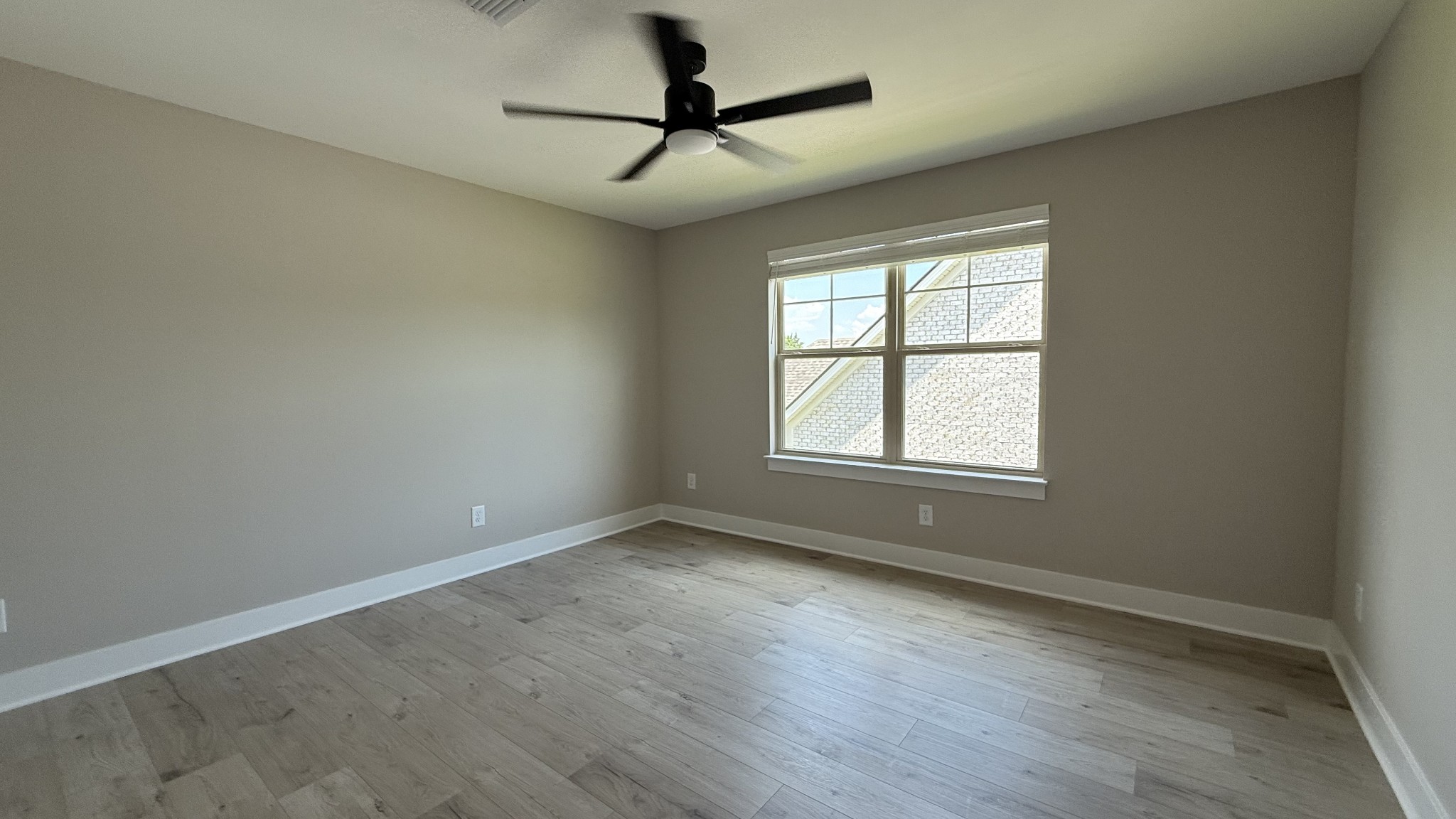 835 Stovers Glen Property Photo 20