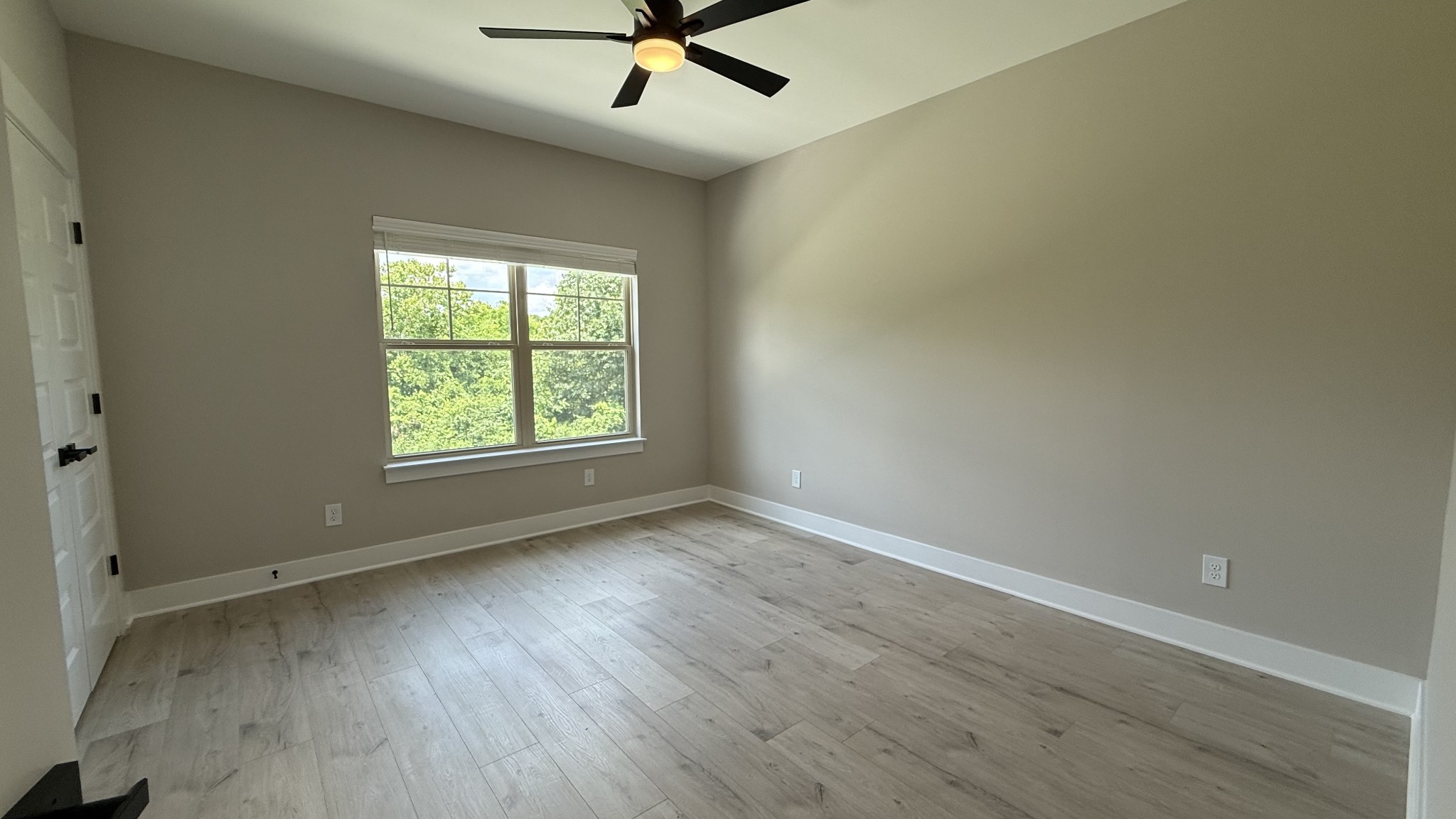 835 Stovers Glen Property Photo 46