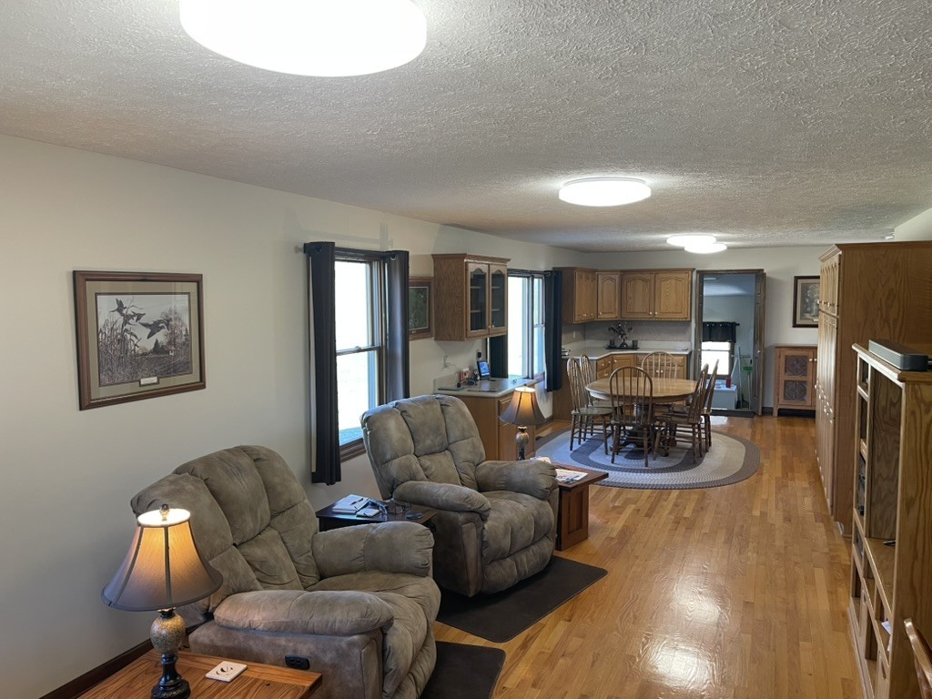 501 Gray Rd Property Photo 4
