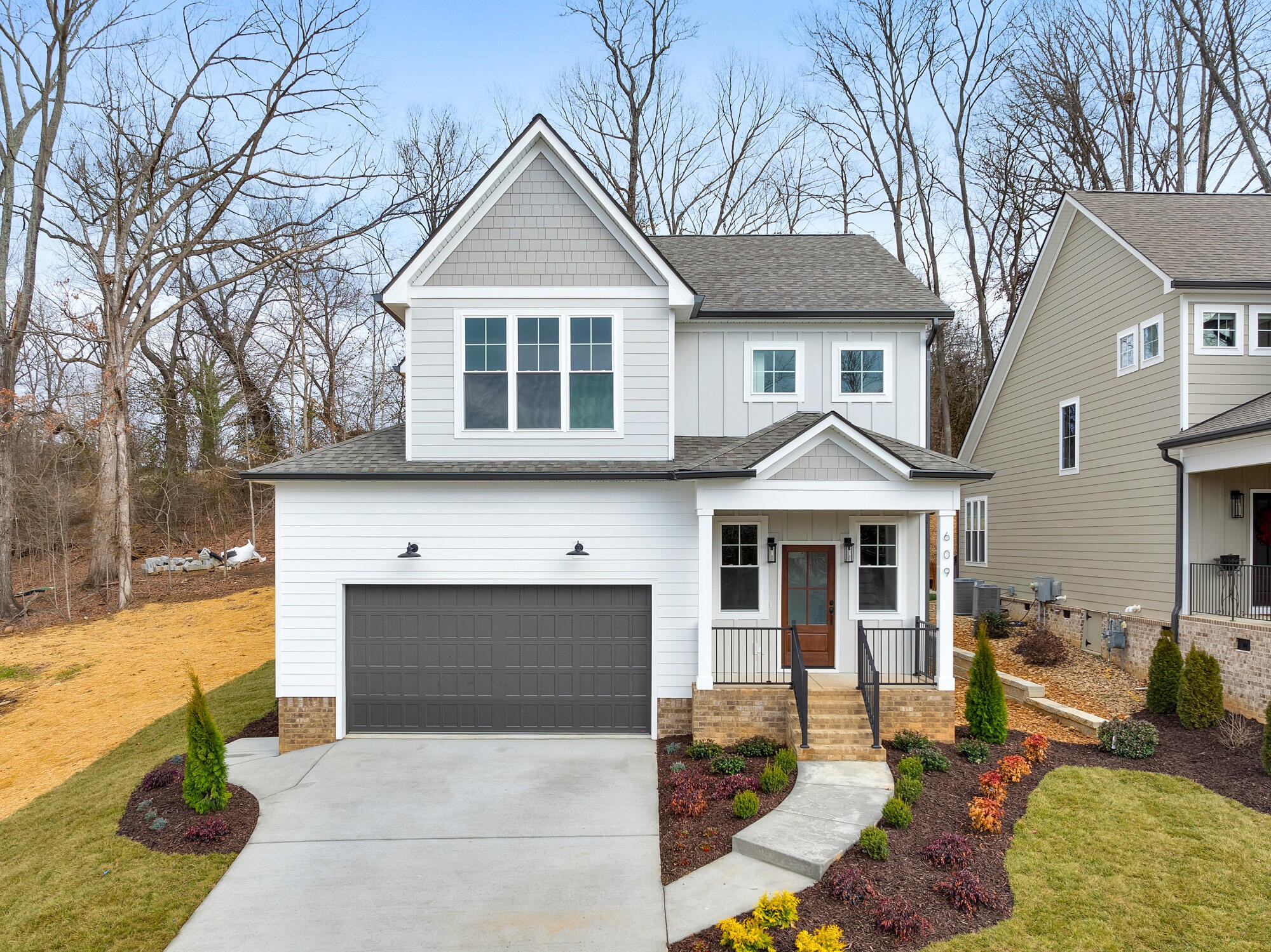 609 West View Road Property Photo