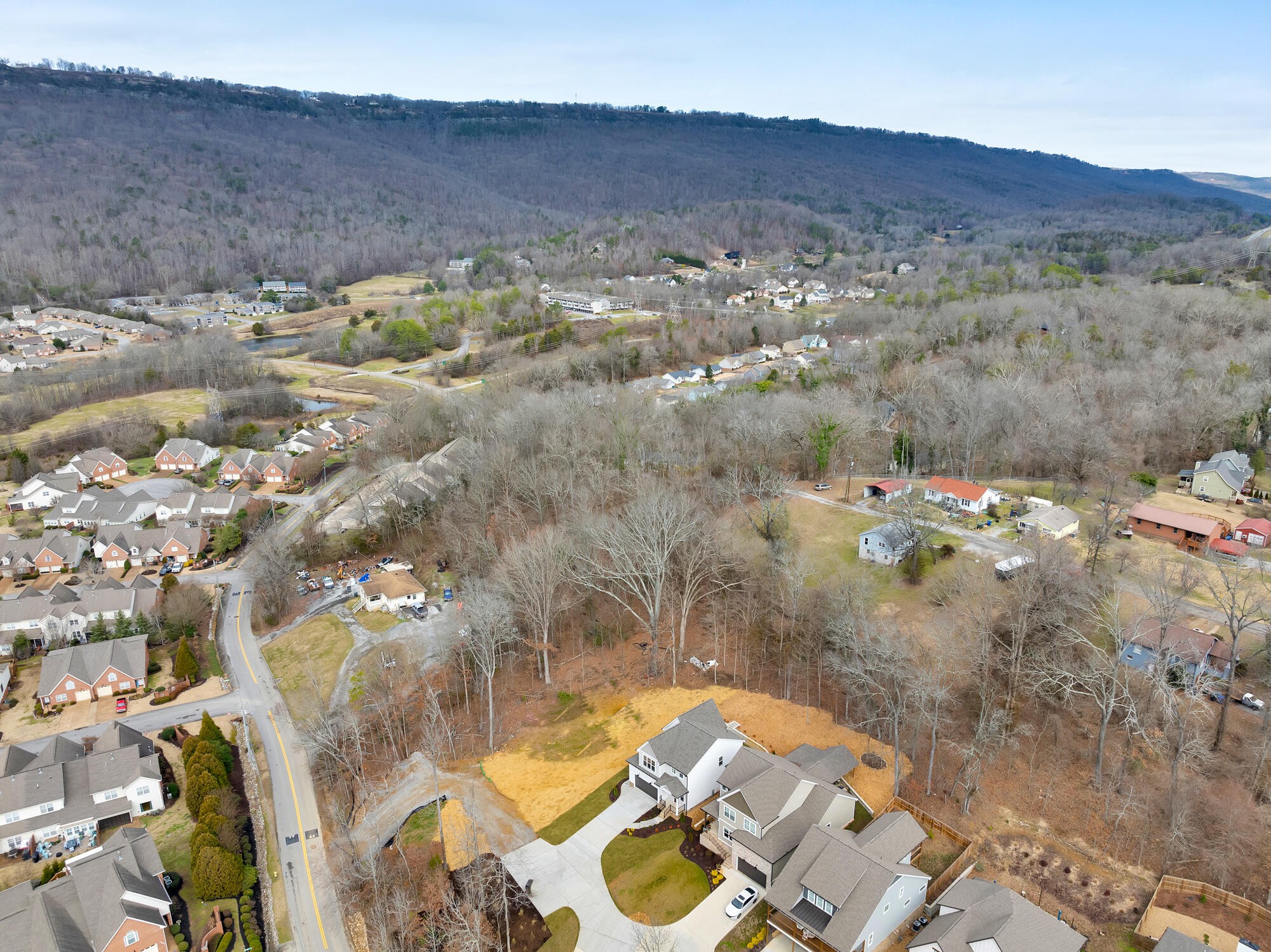 609 West View Road Property Photo 29
