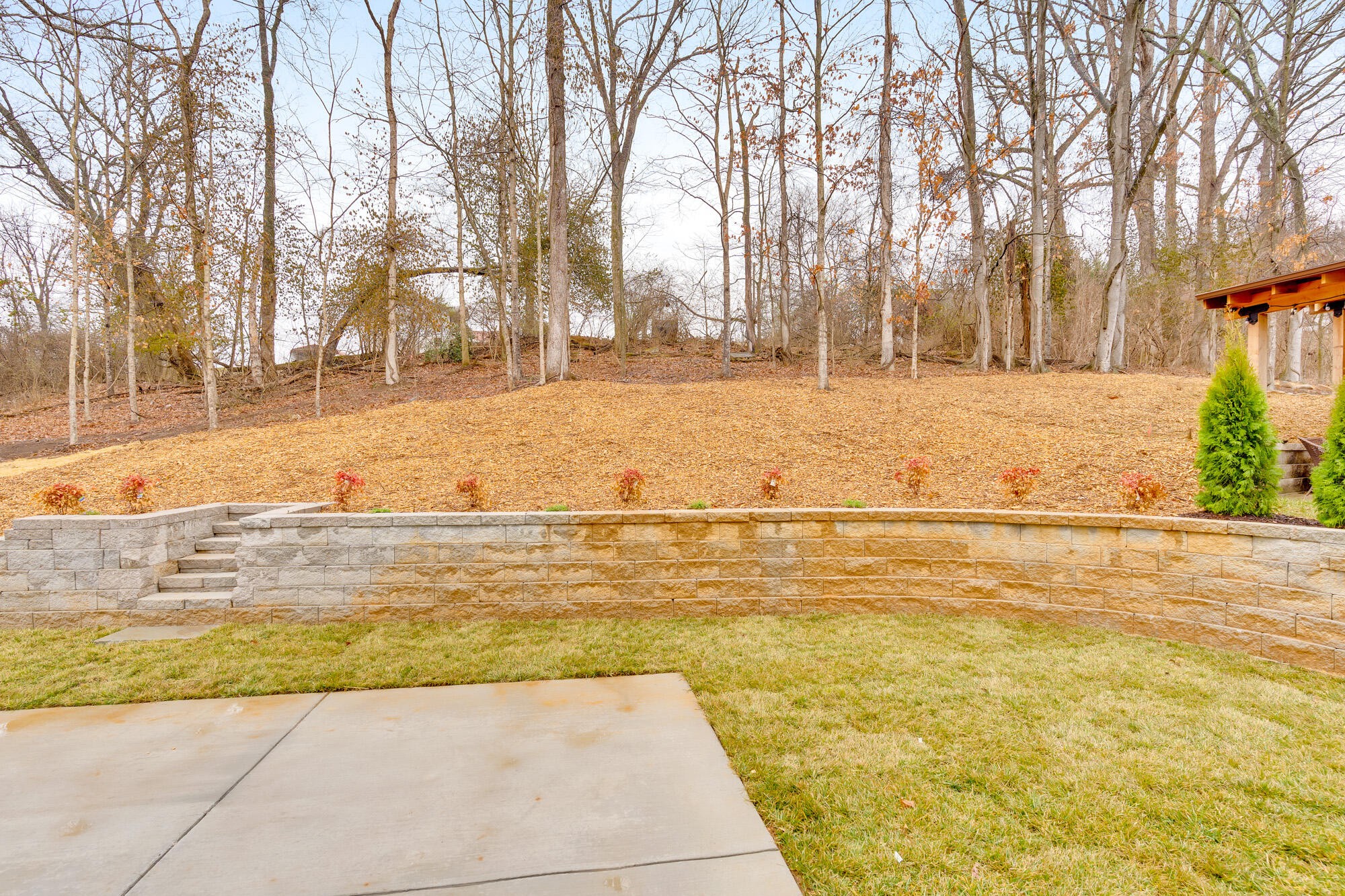 609 West View Road Property Photo 35