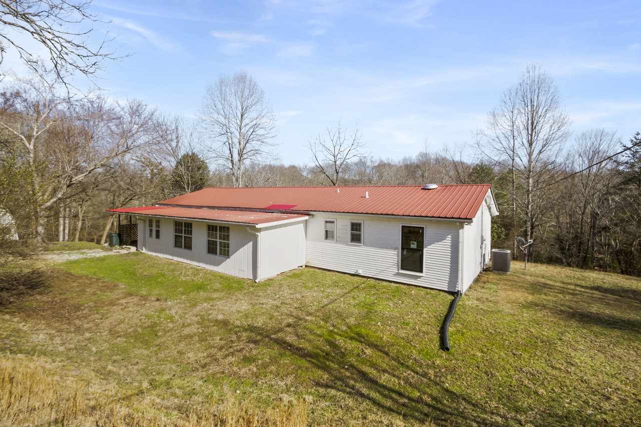 819 Horner Rd Property Photo 4