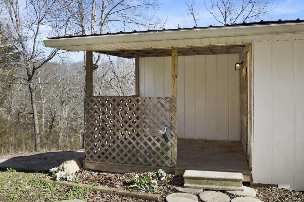 819 Horner Rd Property Photo 10