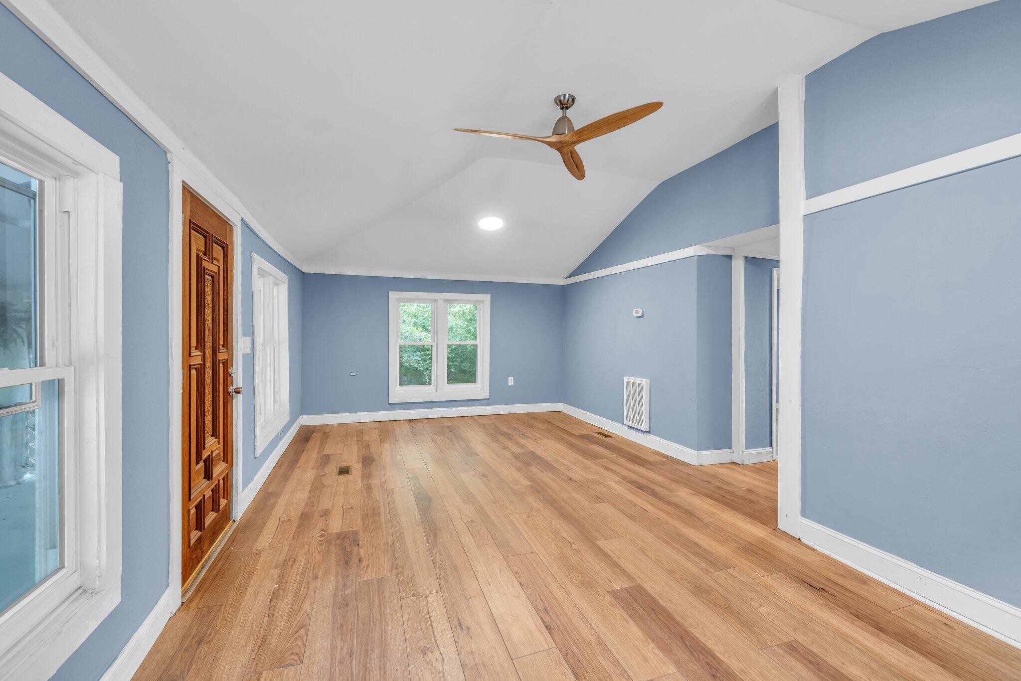 5000 Sawyer Road Property Photo 10
