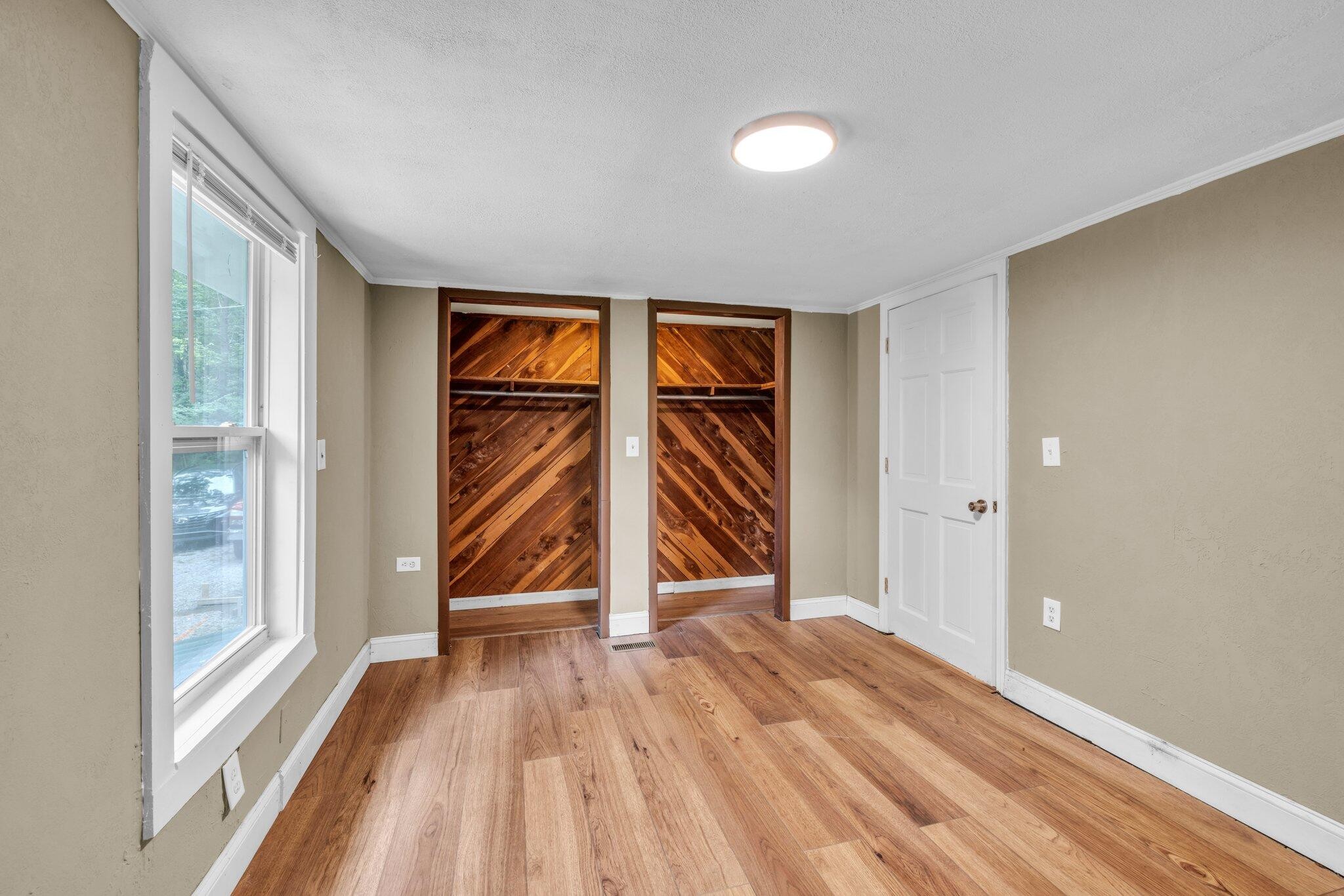 5000 Sawyer Road Property Photo 14