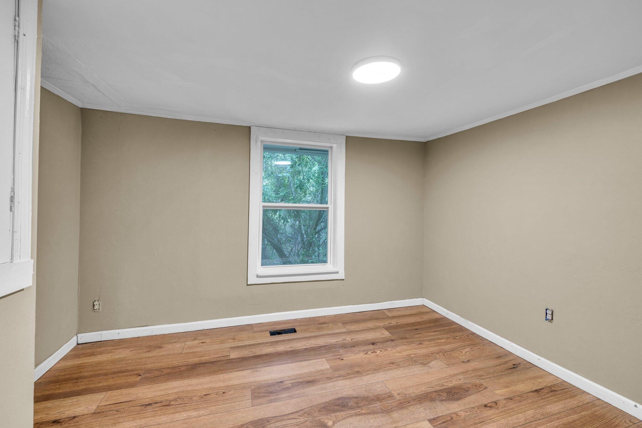 5000 Sawyer Road Property Photo 19