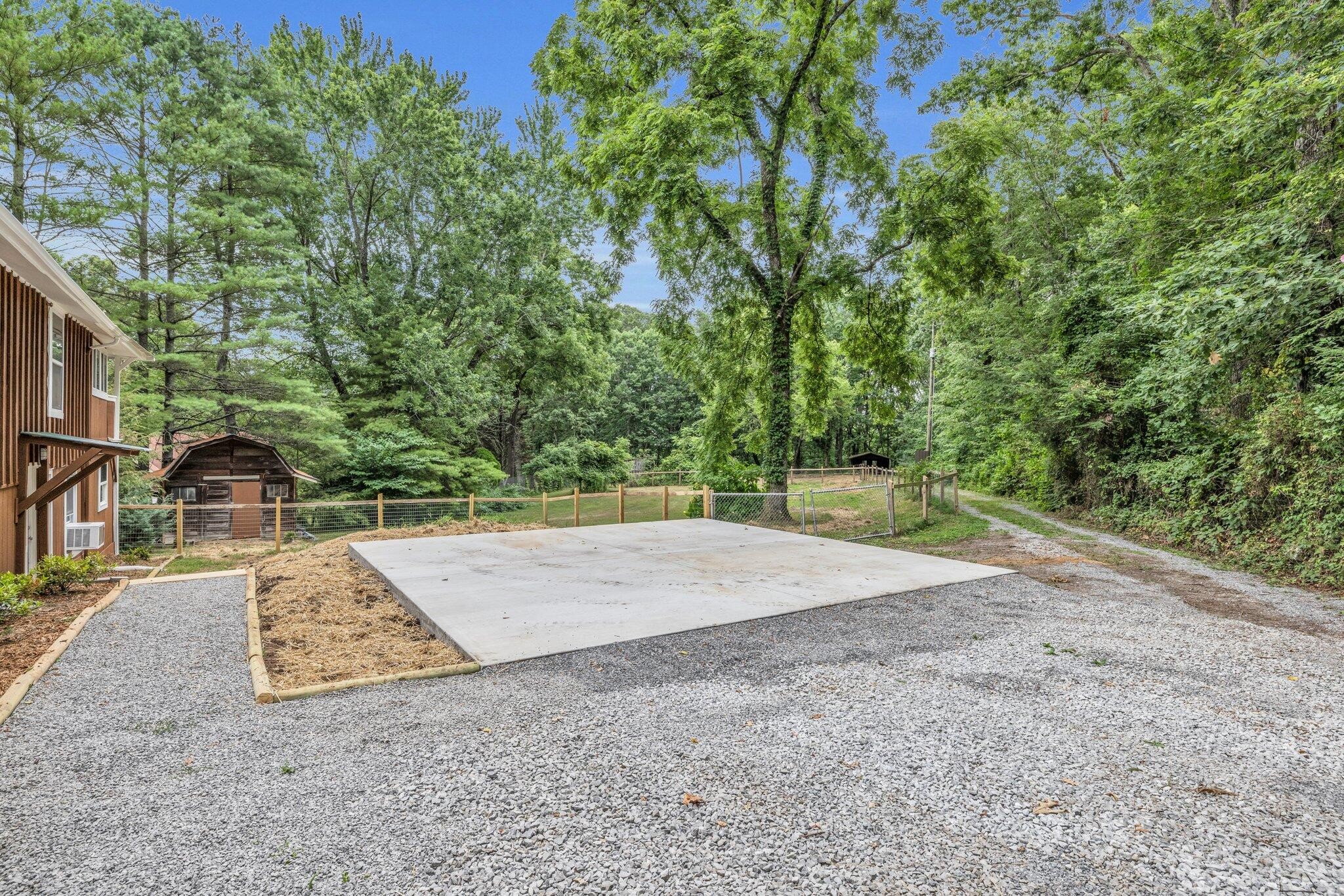 5000 Sawyer Road Property Photo 37
