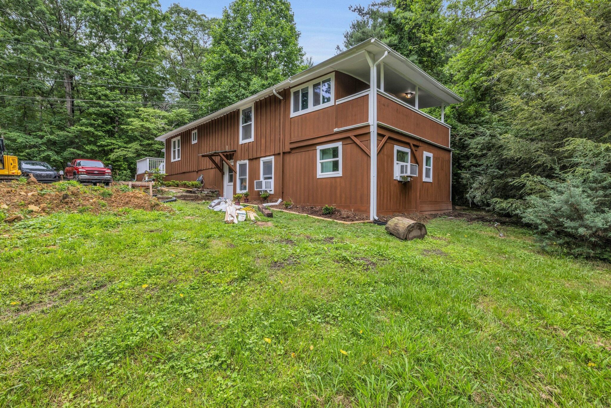 5000 Sawyer Road Property Photo 39