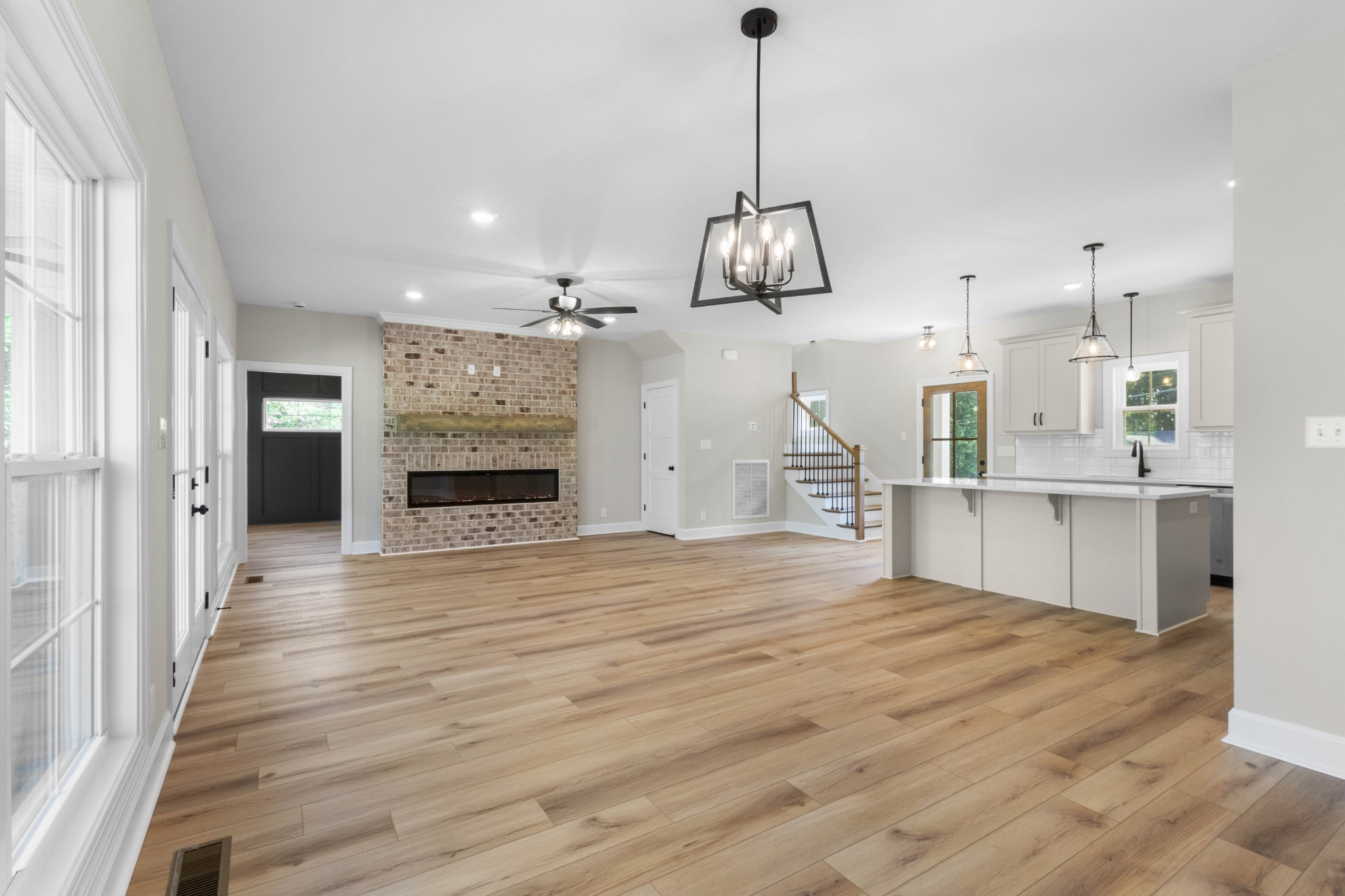 1087 Gratton Rd Property Photo 14