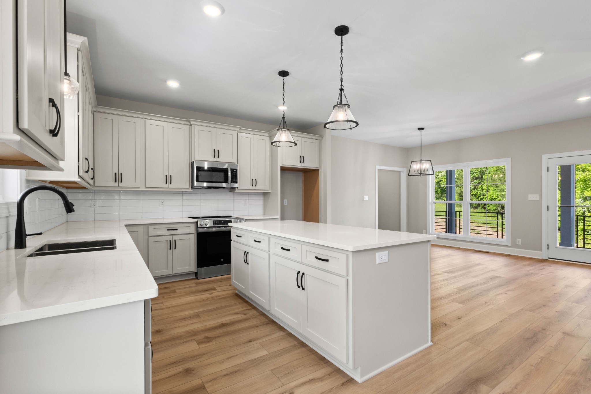 1087 Gratton Rd Property Photo 18
