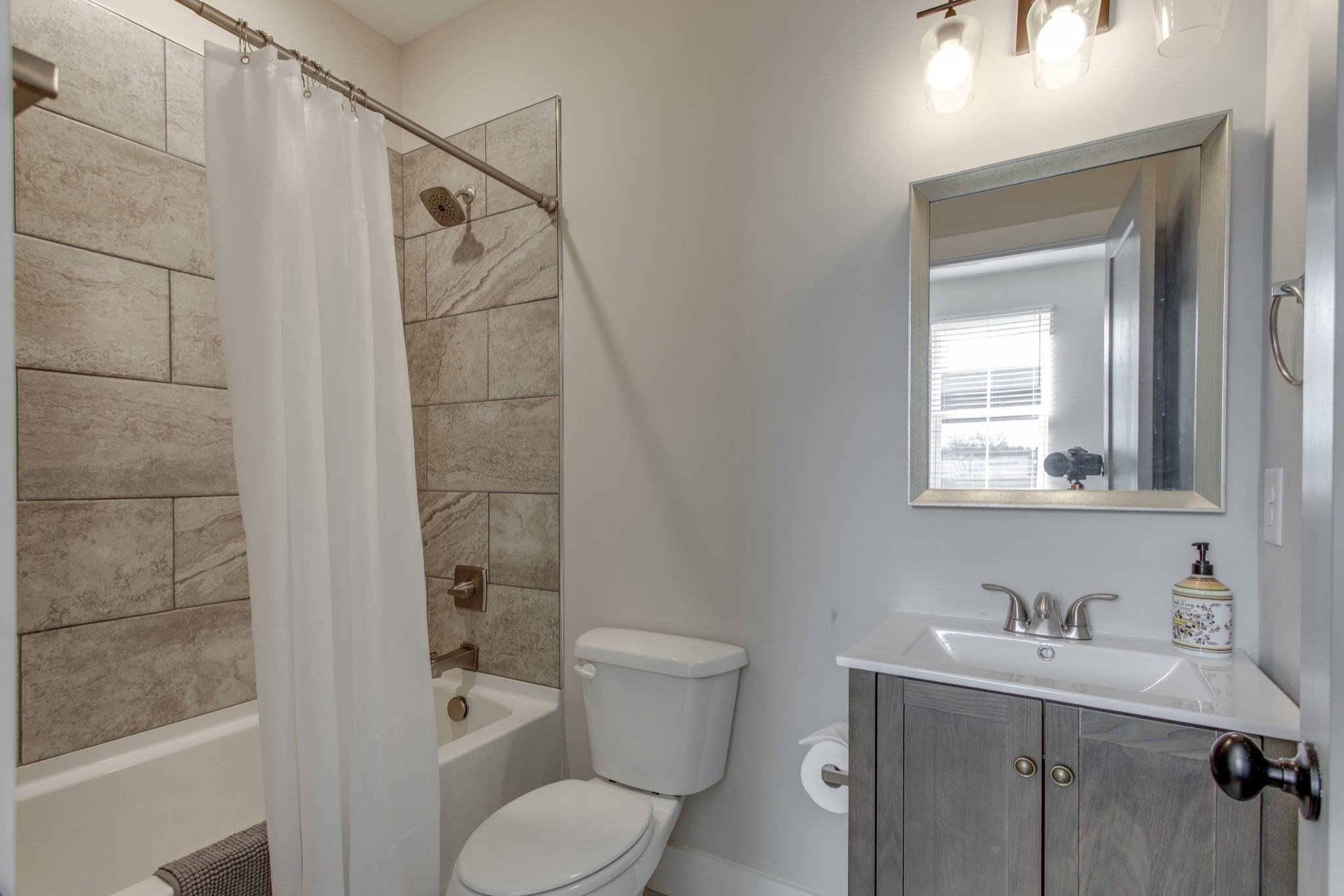 4908 Delaware Ave Property Photo 16