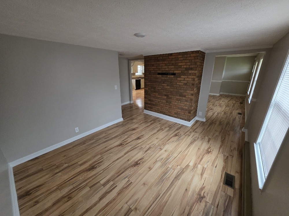 507 E Gresham Dr Property Photo 12